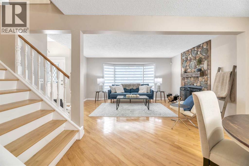 391 Scenic Glen Place Nw, Calgary, Alberta  T3L 1J5 - Photo 5 - A2285174