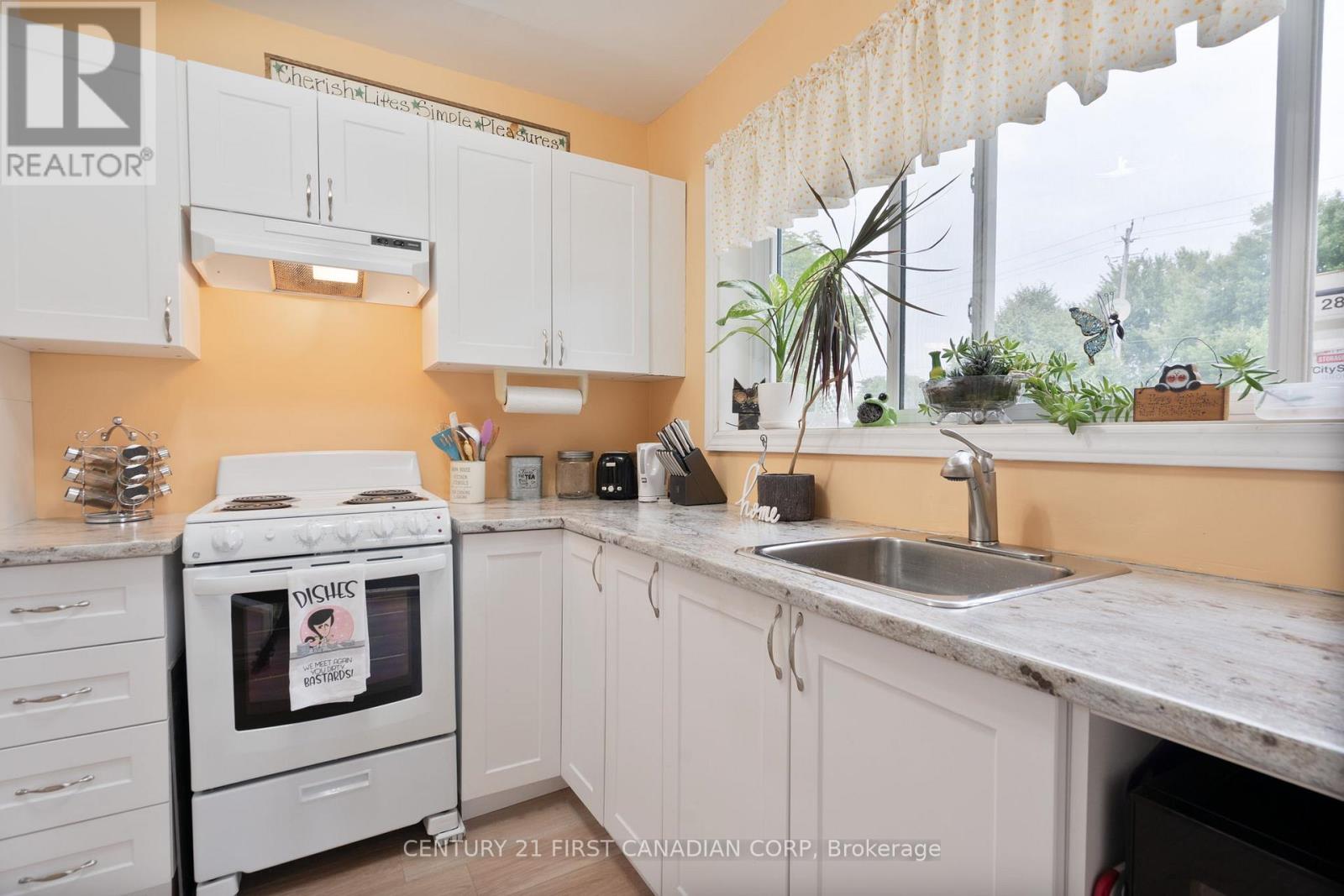 139 - 1090 Kipps Lane, London East, Ontario  N5Y 1V4 - Photo 5 - X12896024