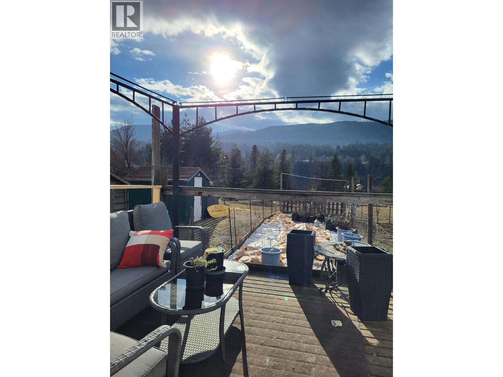 1040 Wild Orchard Lane, Castlegar, British Columbia  V1N 4L1 - Photo 13 - 10379153