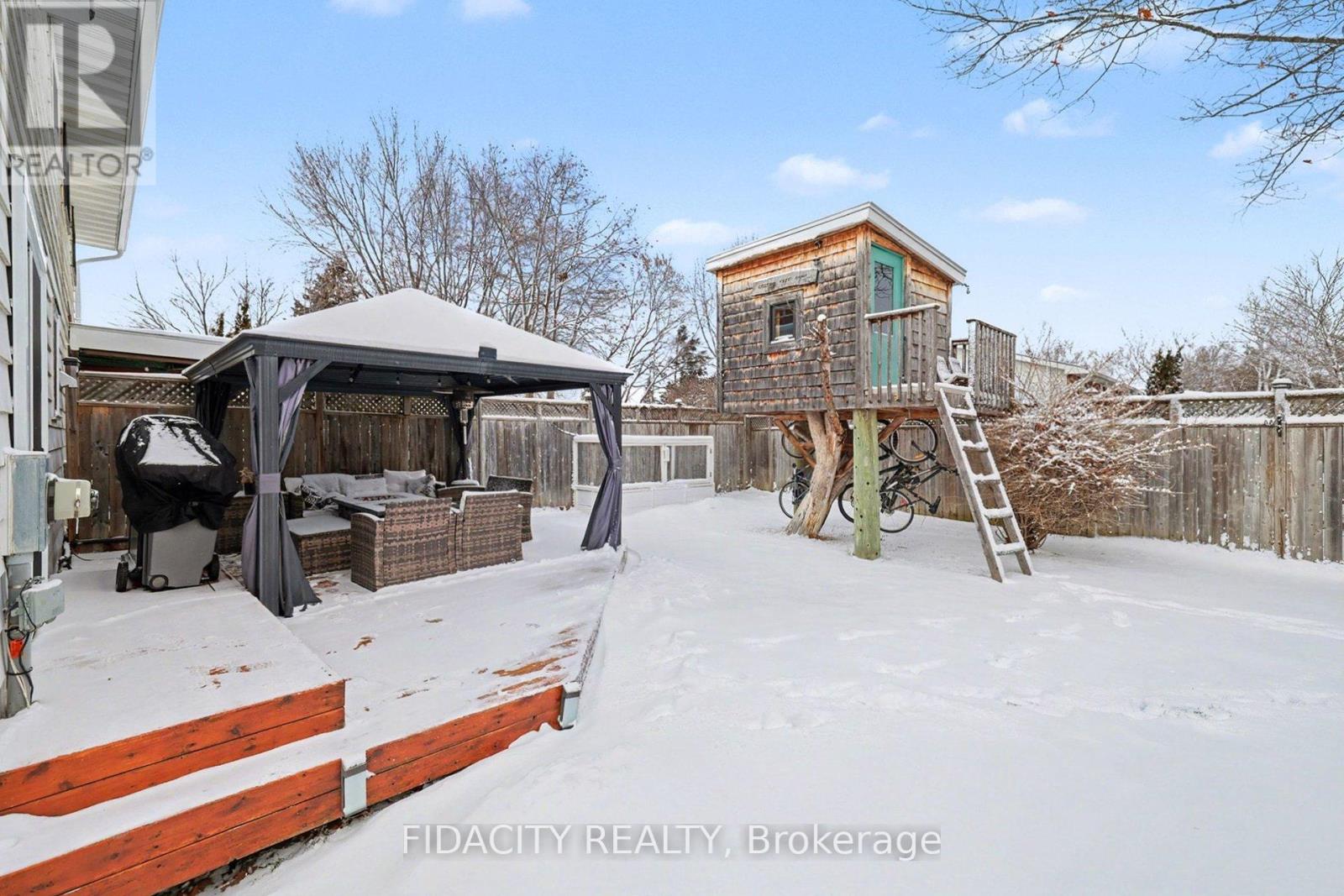 28 Glamorgan Drive, Ottawa, Ontario  K2L 1P9 - Photo 31 - X12896088