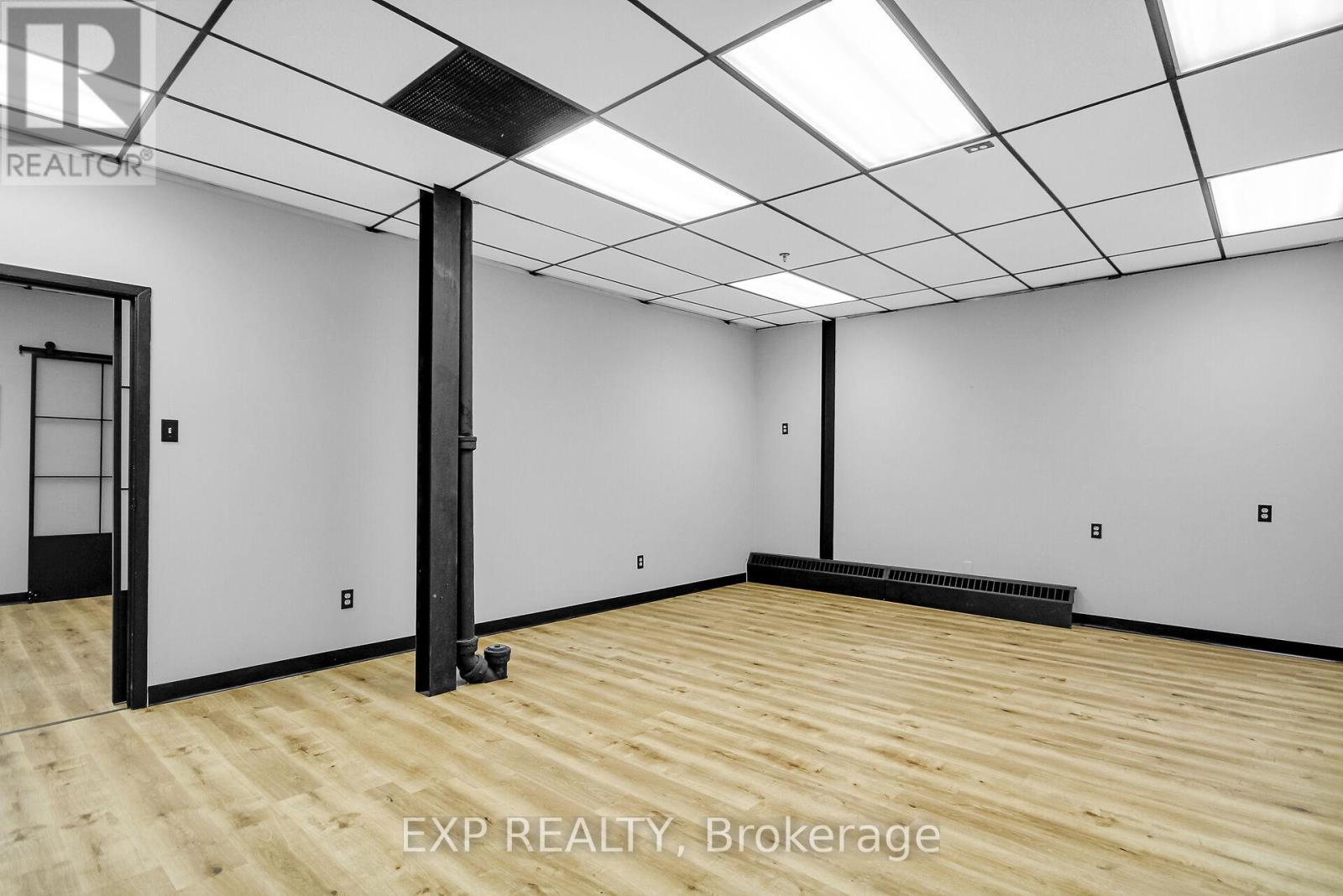 12 Maple Avenue, Smiths Falls, Ontario  K7A 1Z5 - Photo 20 - X12896180