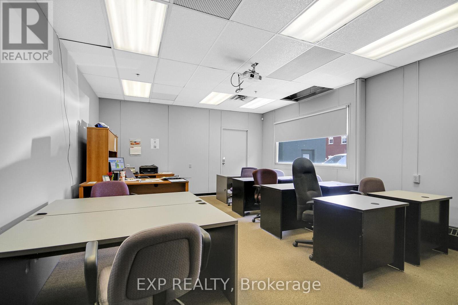 12 Maple Avenue, Smiths Falls, Ontario  K7A 1Z5 - Photo 23 - X12896180