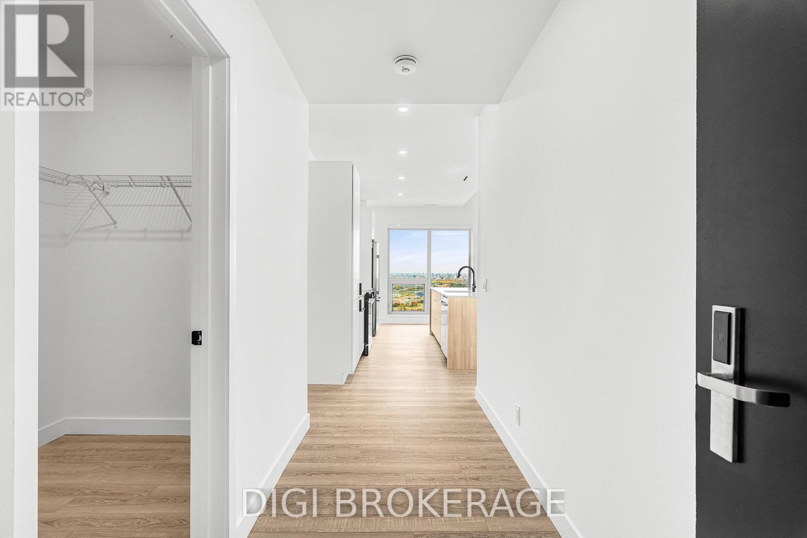 3503 - 1240 Cummings Avenue, Ottawa, Ontario  K1J 0E3 - Photo 6 - X12896230