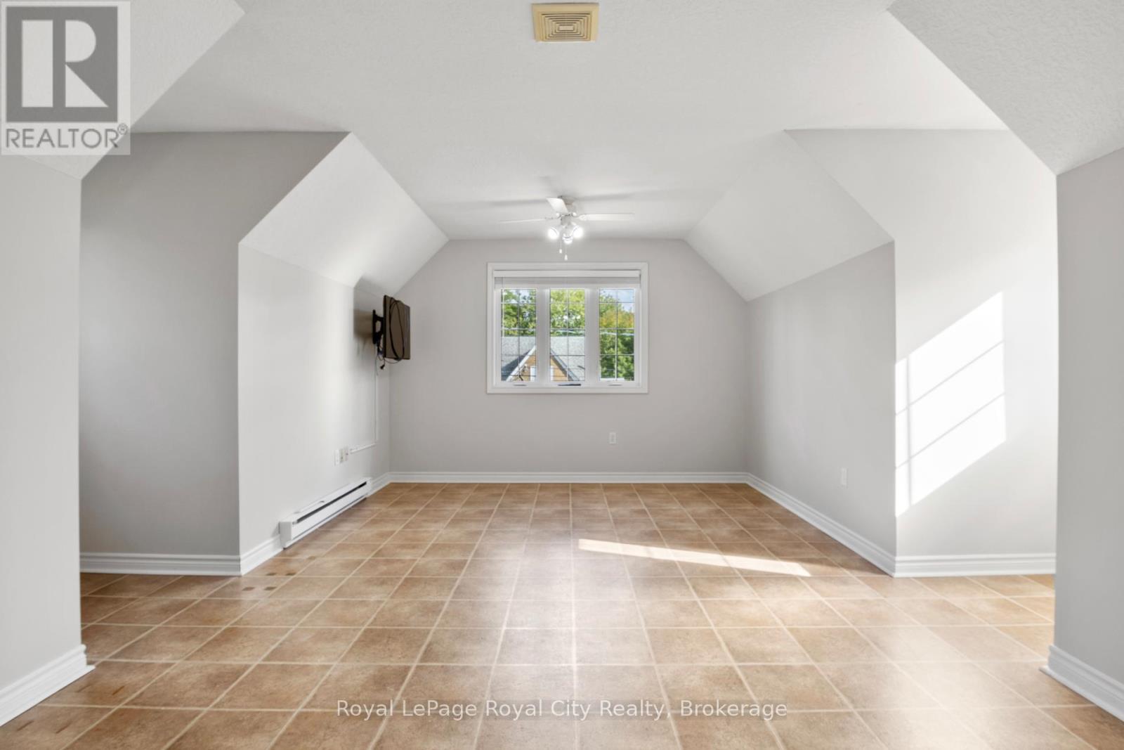 168 Palmer Street, Guelph (St. George's), Ontario  N1E 2R6 - Photo 29 - X12671120