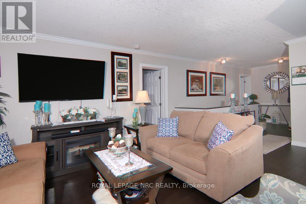 3938 Sunset Lane, Lincoln, Ontario  L0R 2C0 - Photo 13 - X12896160