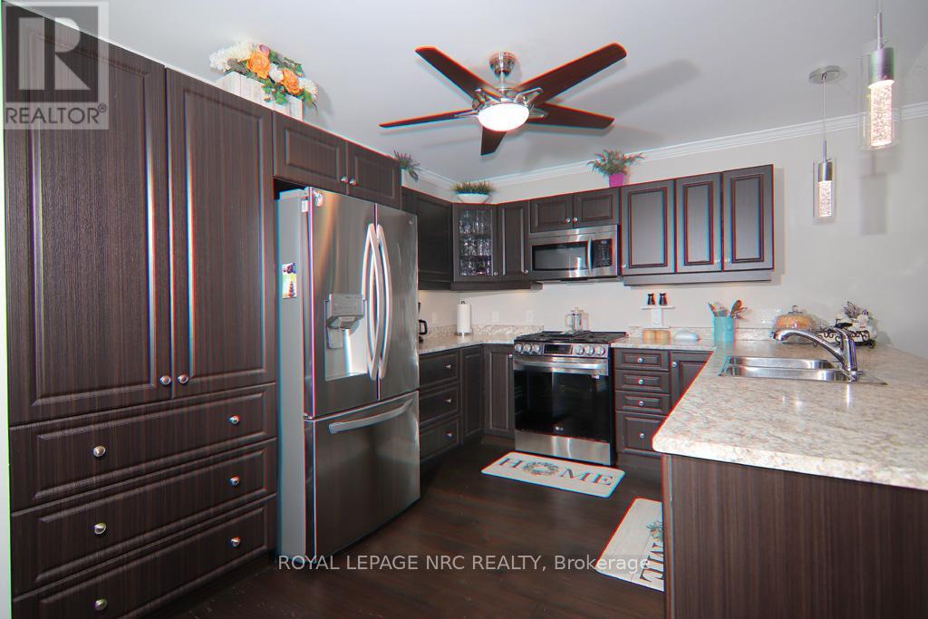 3938 Sunset Lane, Lincoln, Ontario  L0R 2C0 - Photo 19 - X12896160