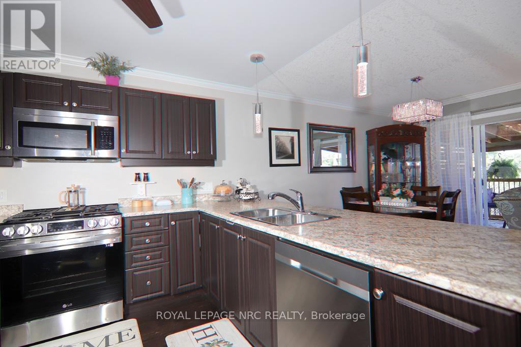 3938 Sunset Lane, Lincoln, Ontario  L0R 2C0 - Photo 23 - X12896160