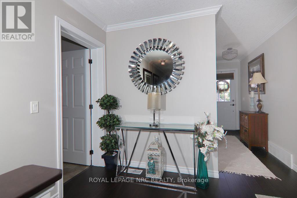 3938 Sunset Lane, Lincoln, Ontario  L0R 2C0 - Photo 6 - X12896160