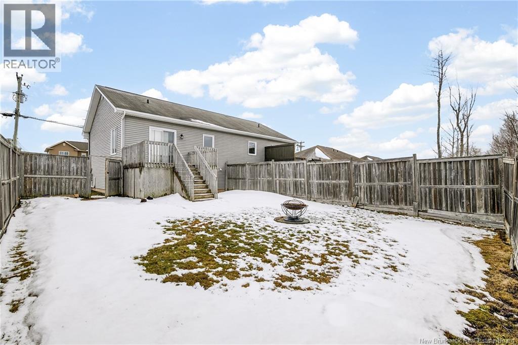 128 Lakeburn, Dieppe, New Brunswick  E1A 0Y7 - Photo 27 - NB135321