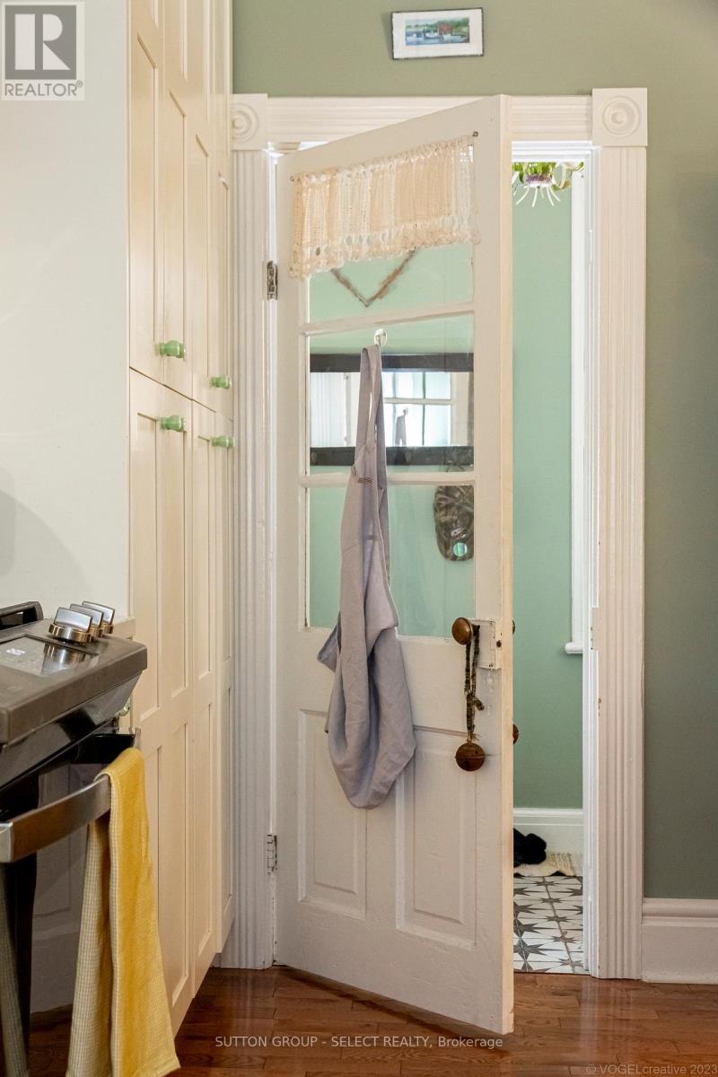 365 William Street, South Huron, Ontario  N0M 1S2 - Photo 18 - X12742772