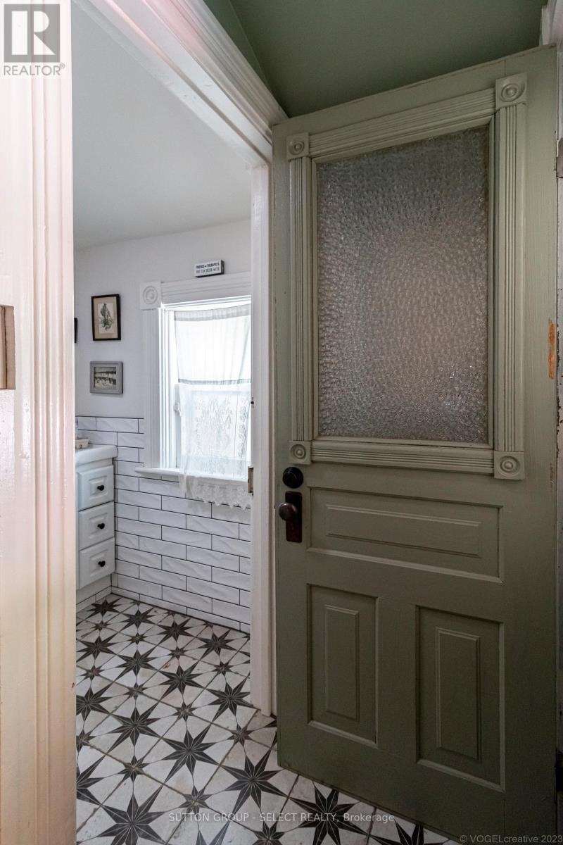 365 William Street, South Huron, Ontario  N0M 1S2 - Photo 25 - X12742772