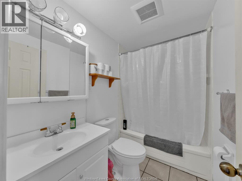 6312 Thornberry, Windsor, Ontario  N8T 3A2 - Photo 27 - 26005651