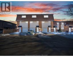 6312 THORNBERRY, Windsor, Ontario