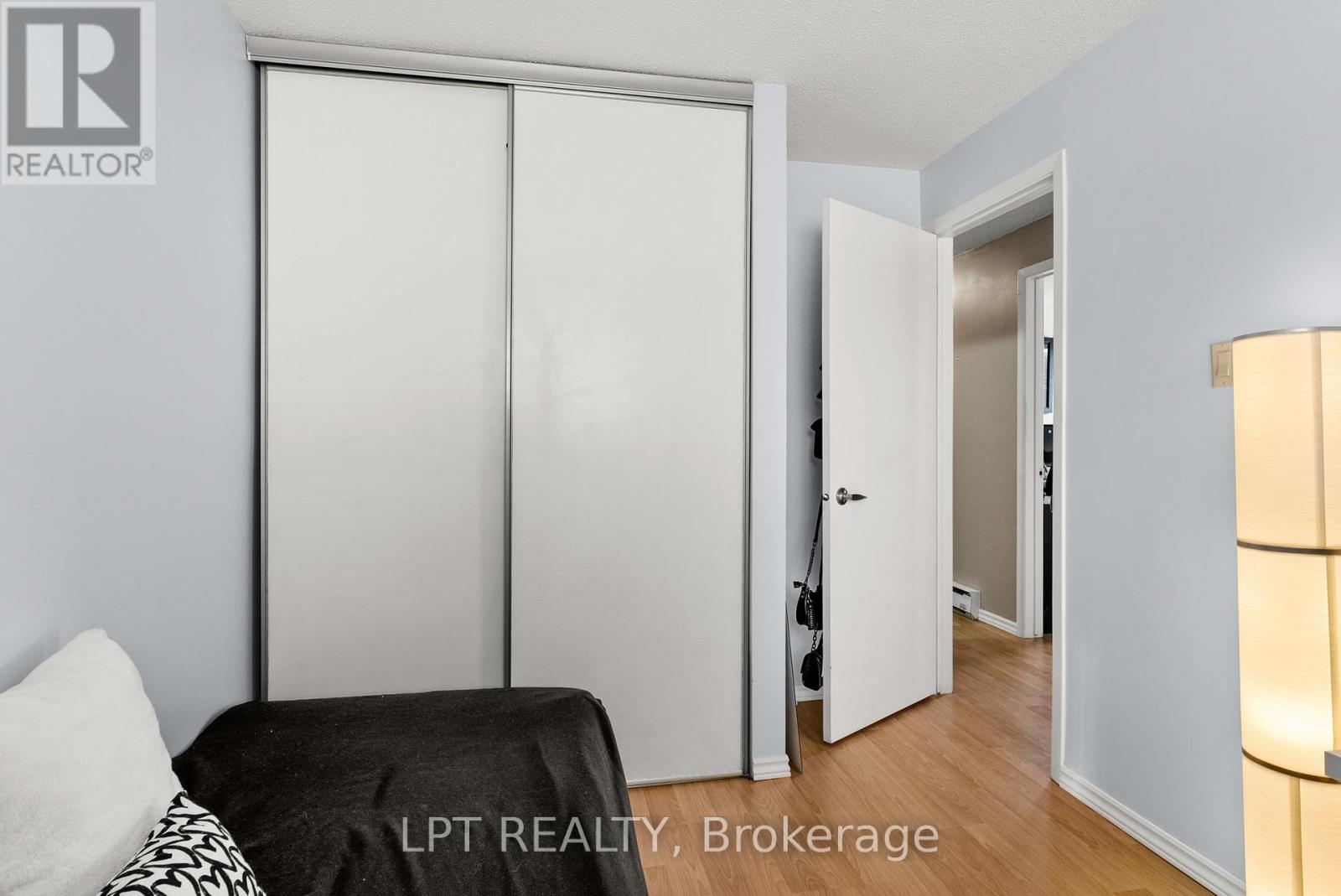 4 - 260 Fenerty Court, Ottawa, Ontario  K2L 3A7 - Photo 18 - X12815986