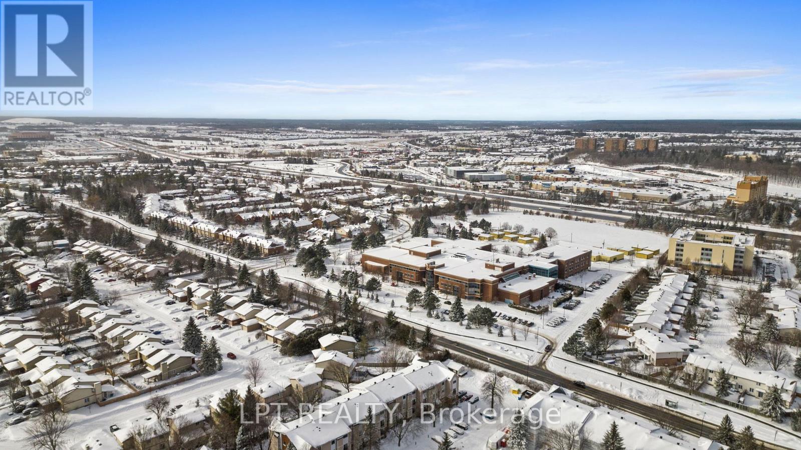 4 - 260 Fenerty Court, Ottawa, Ontario  K2L 3A7 - Photo 31 - X12815986