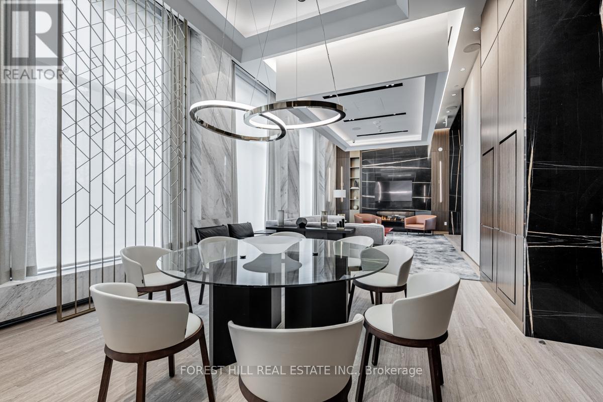 201 - 280 HOWLAND AVENUE Toronto (Annex), ON M5R 0C3