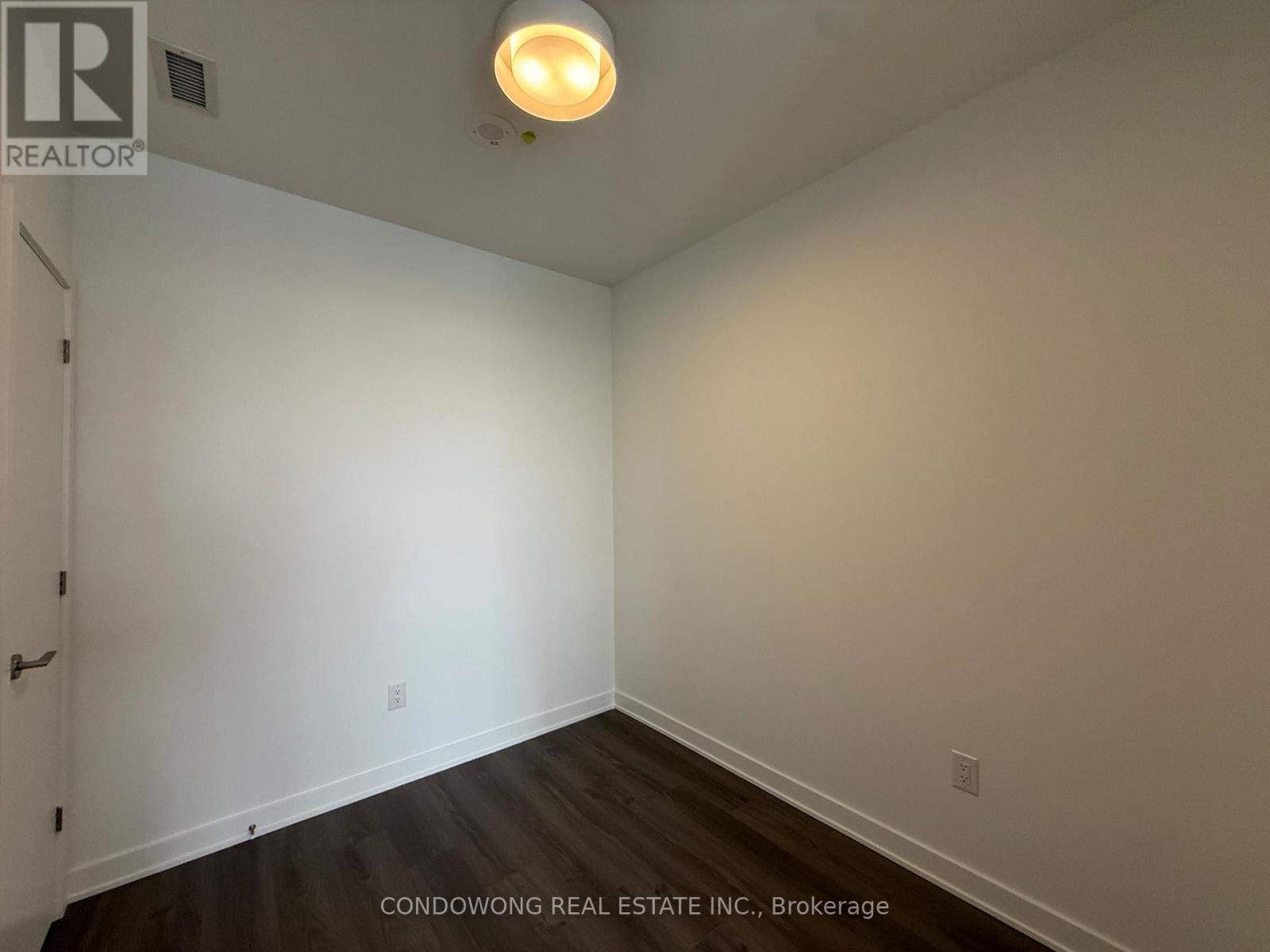 819 - 30 Dreamers Way, Toronto, Ontario  M5A 0Y7 - Photo 12 - C12896034