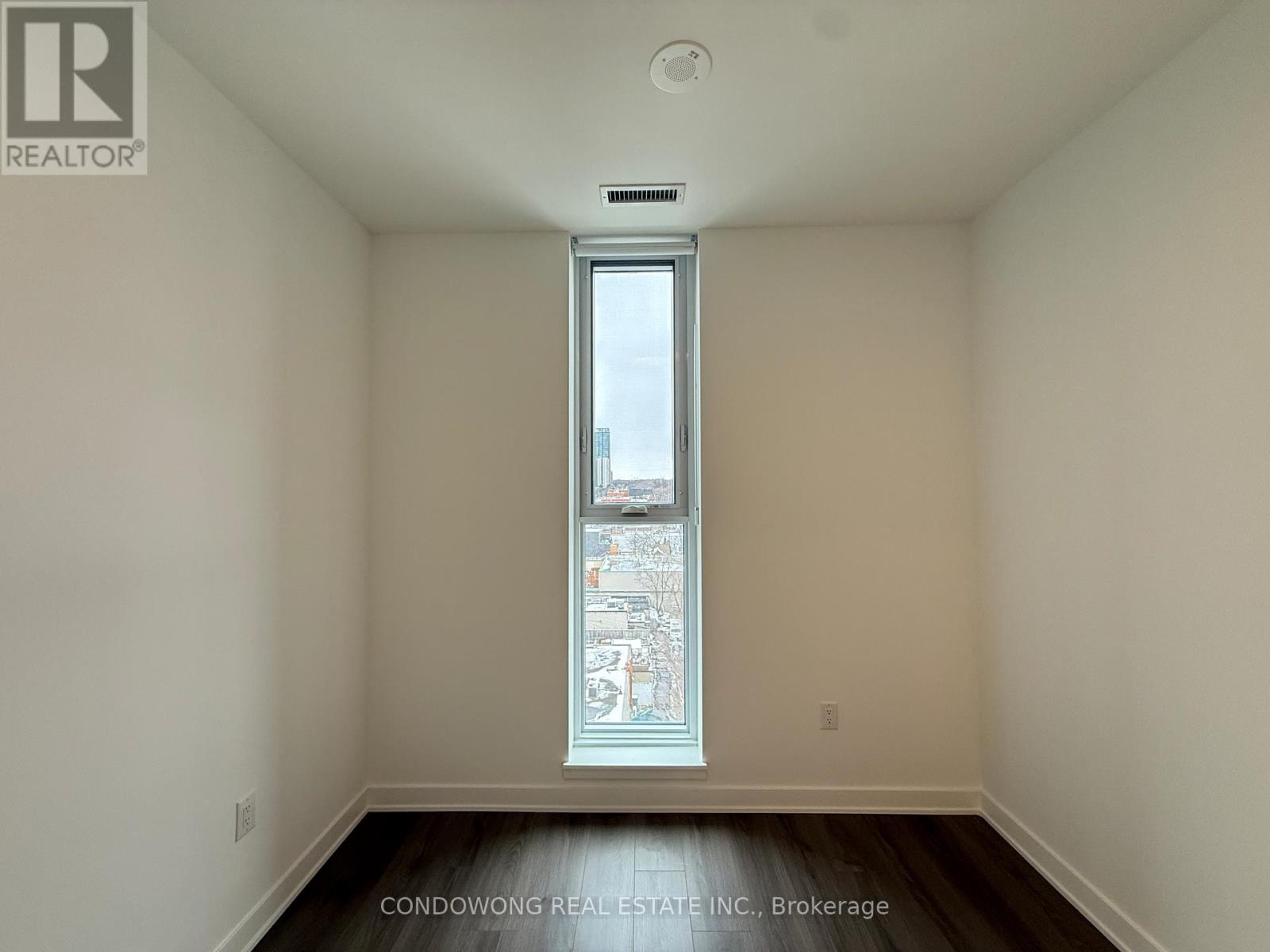 819 - 30 Dreamers Way, Toronto, Ontario  M5A 0Y7 - Photo 9 - C12896034