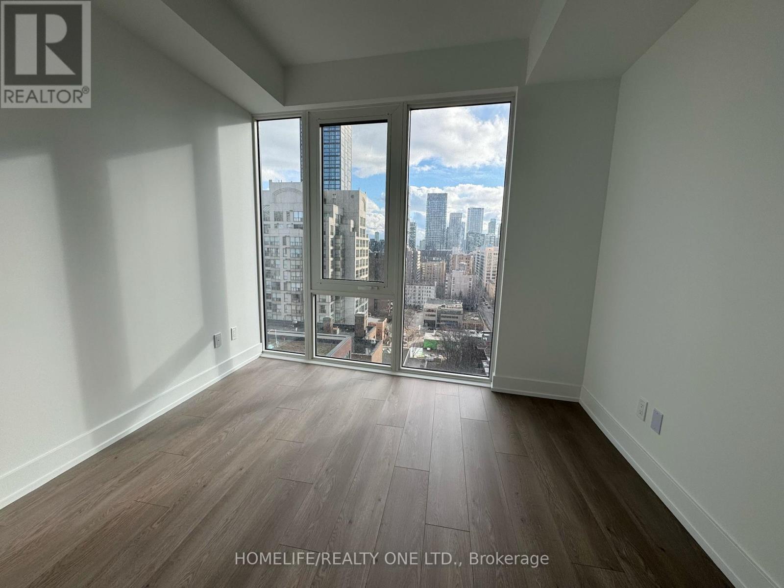 1402 - 308 Jarvis Street, Toronto, Ontario  M5B 0E3 - Photo 4 - C12896064