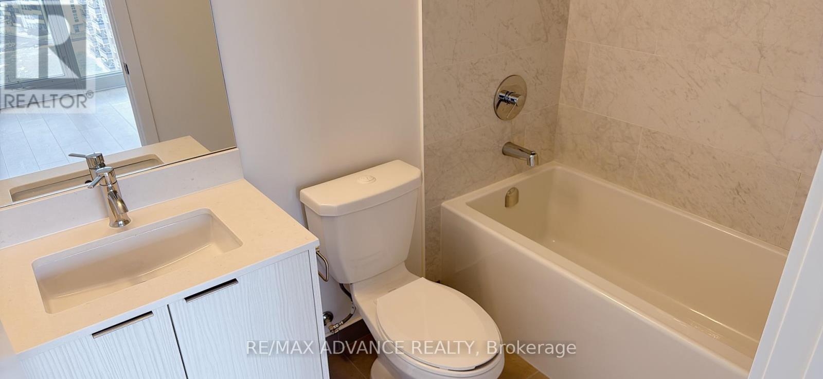 907 - 38 Forest Manor Road, Toronto, Ontario  M2J 1M1 - Photo 5 - C12896090