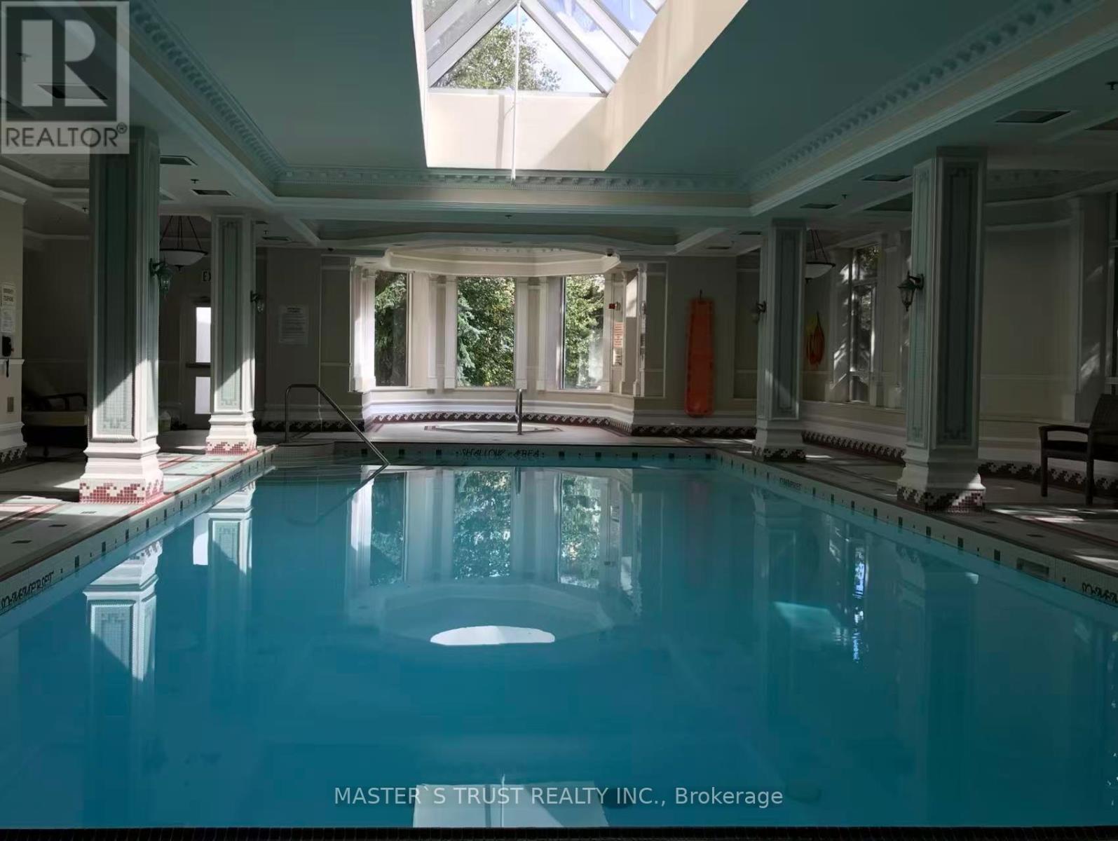 1012 - 18 Sommerset Way, Toronto, Ontario  M2N 6X5 - Photo 3 - C12896126