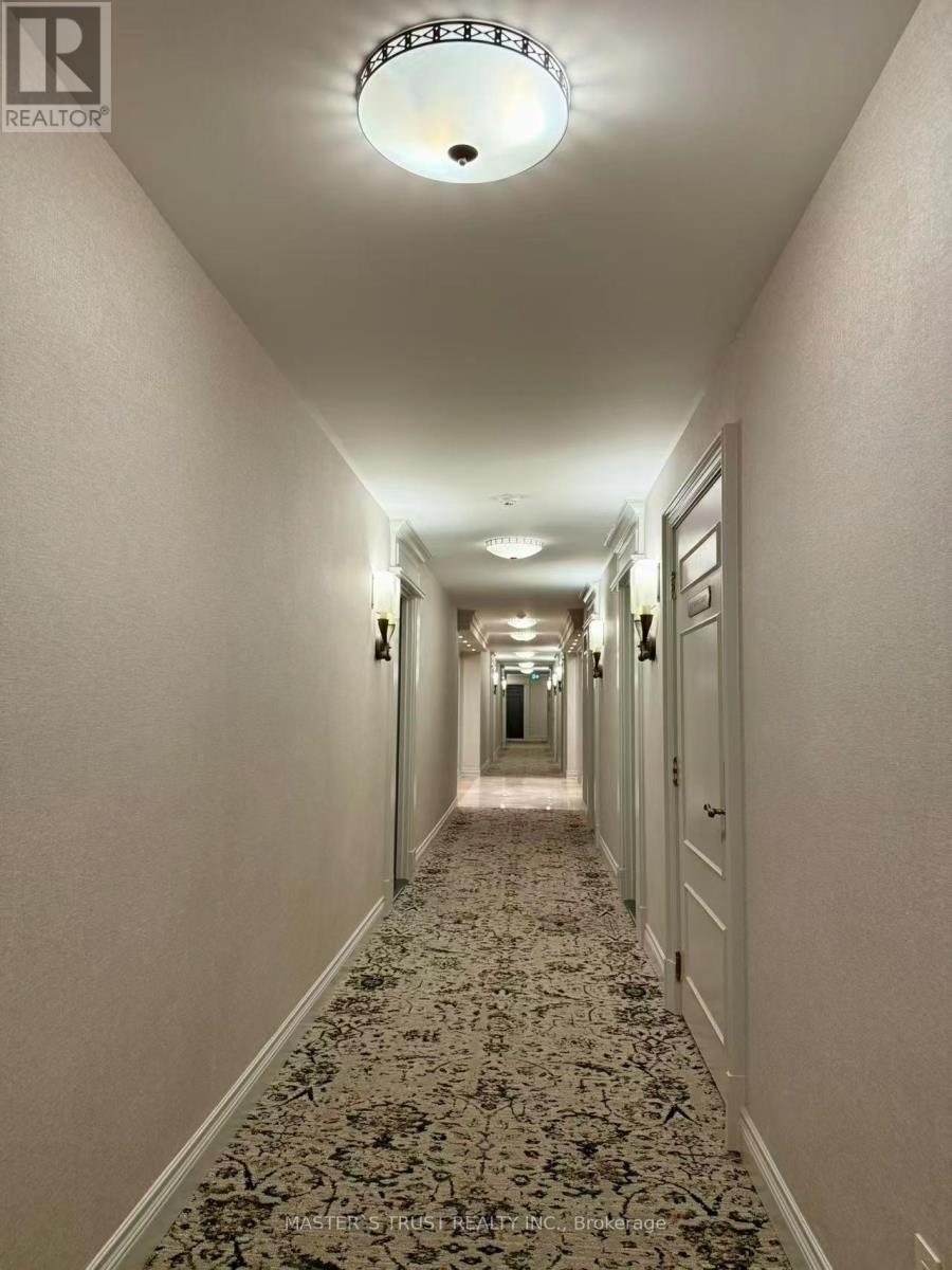 1012 - 18 Sommerset Way, Toronto, Ontario  M2N 6X5 - Photo 9 - C12896126