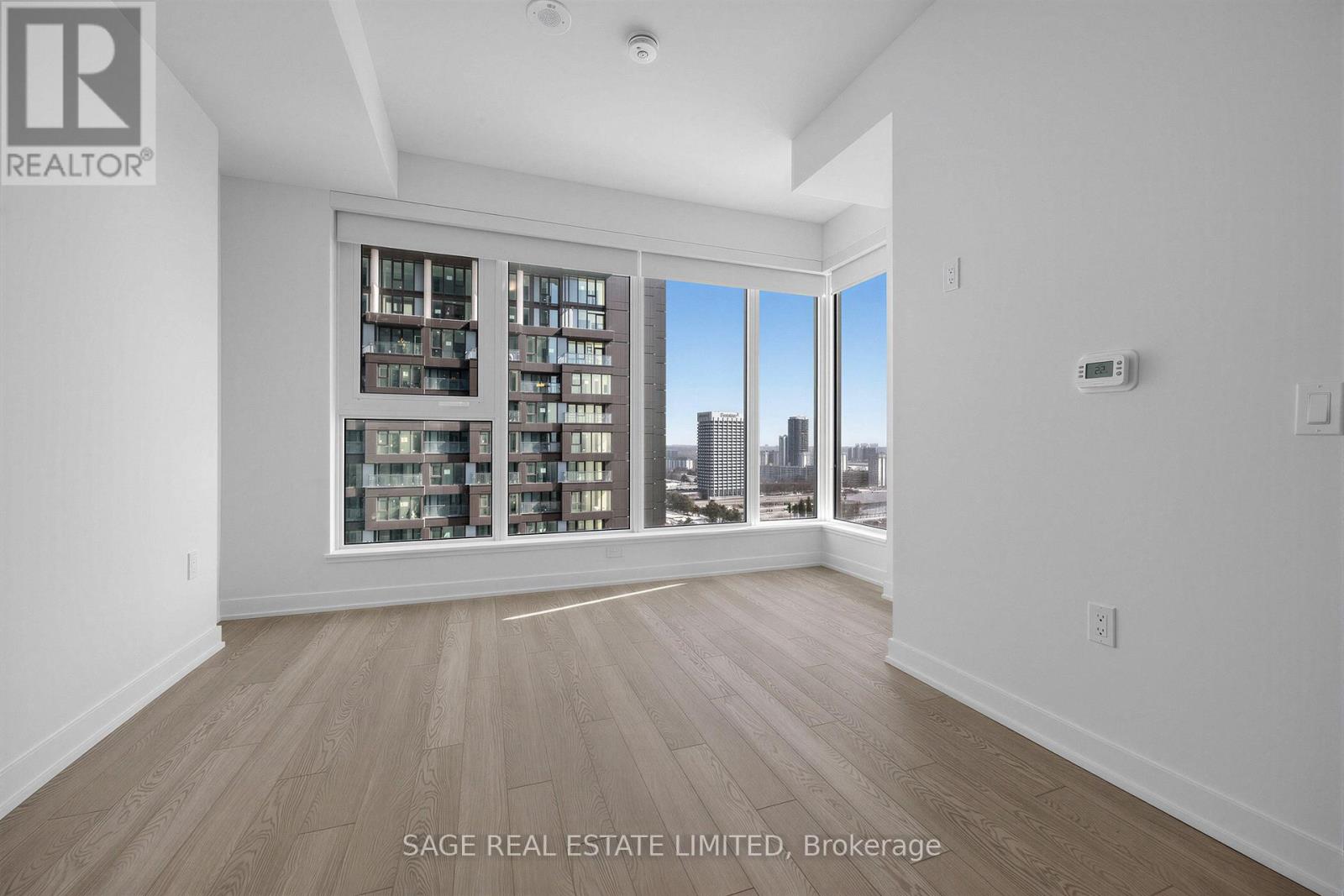 2002 - 1 Quarrington Lane, Toronto, Ontario  M3C 0S4 - Photo 16 - C12896162