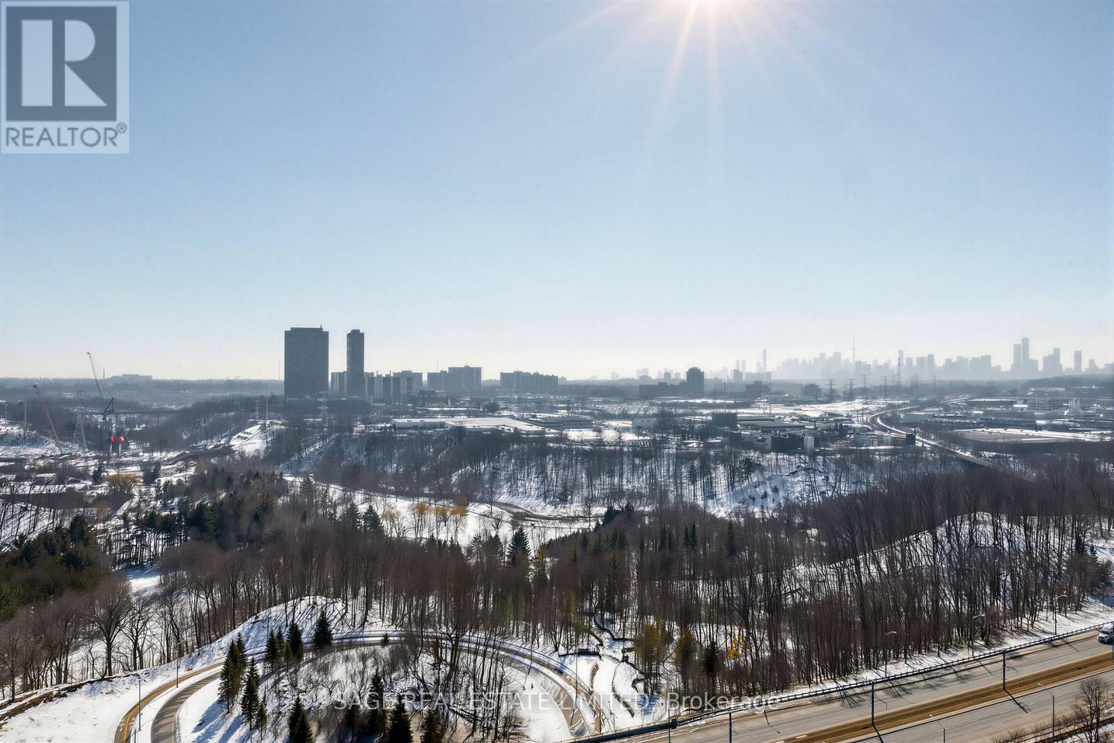 2002 - 1 Quarrington Lane, Toronto, Ontario  M3C 0S4 - Photo 28 - C12896162