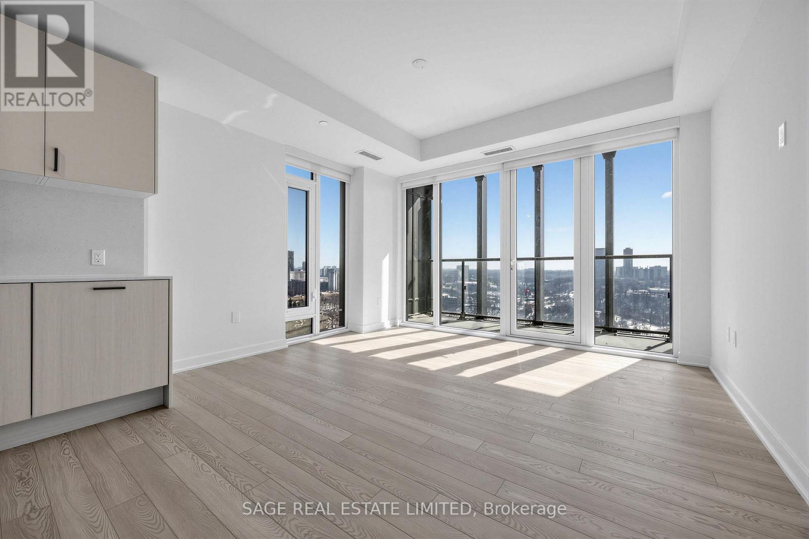 2002 - 1 Quarrington Lane, Toronto, Ontario  M3C 0S4 - Photo 7 - C12896162