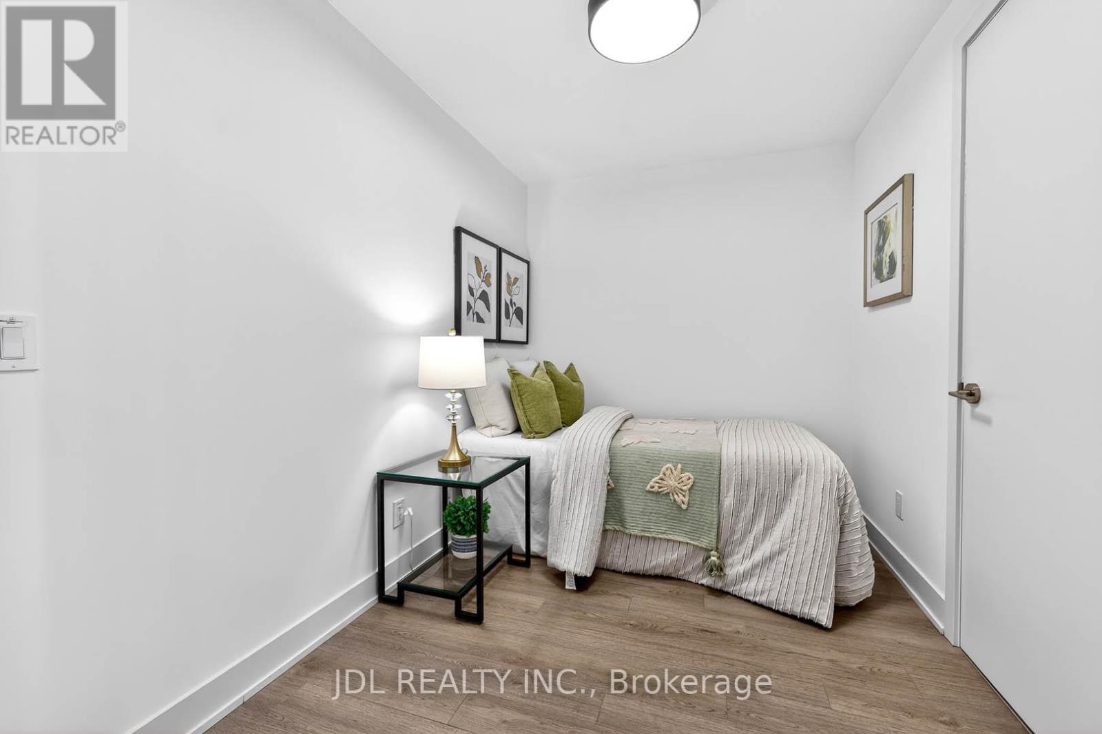 2804 - 8 Cumberland Street, Toronto, Ontario  M4W 0B6 - Photo 31 - C12896182