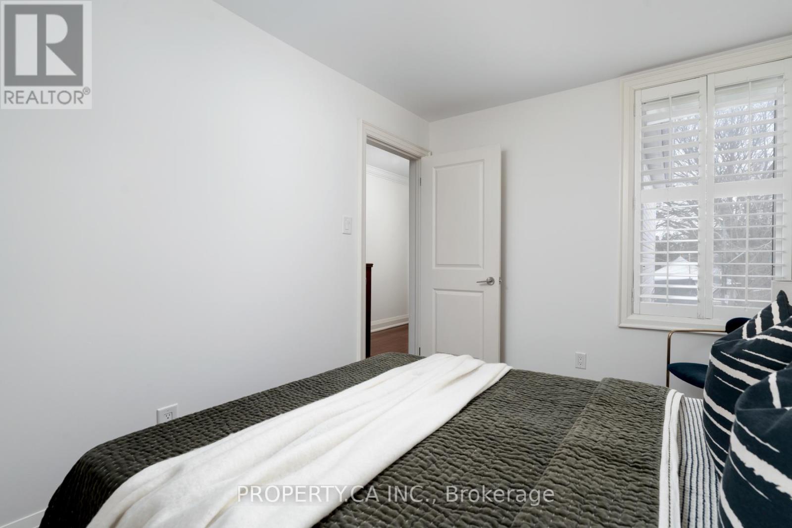 283 Lansdowne Avenue, Toronto, Ontario  M6K 2W2 - Photo 23 - C12896188