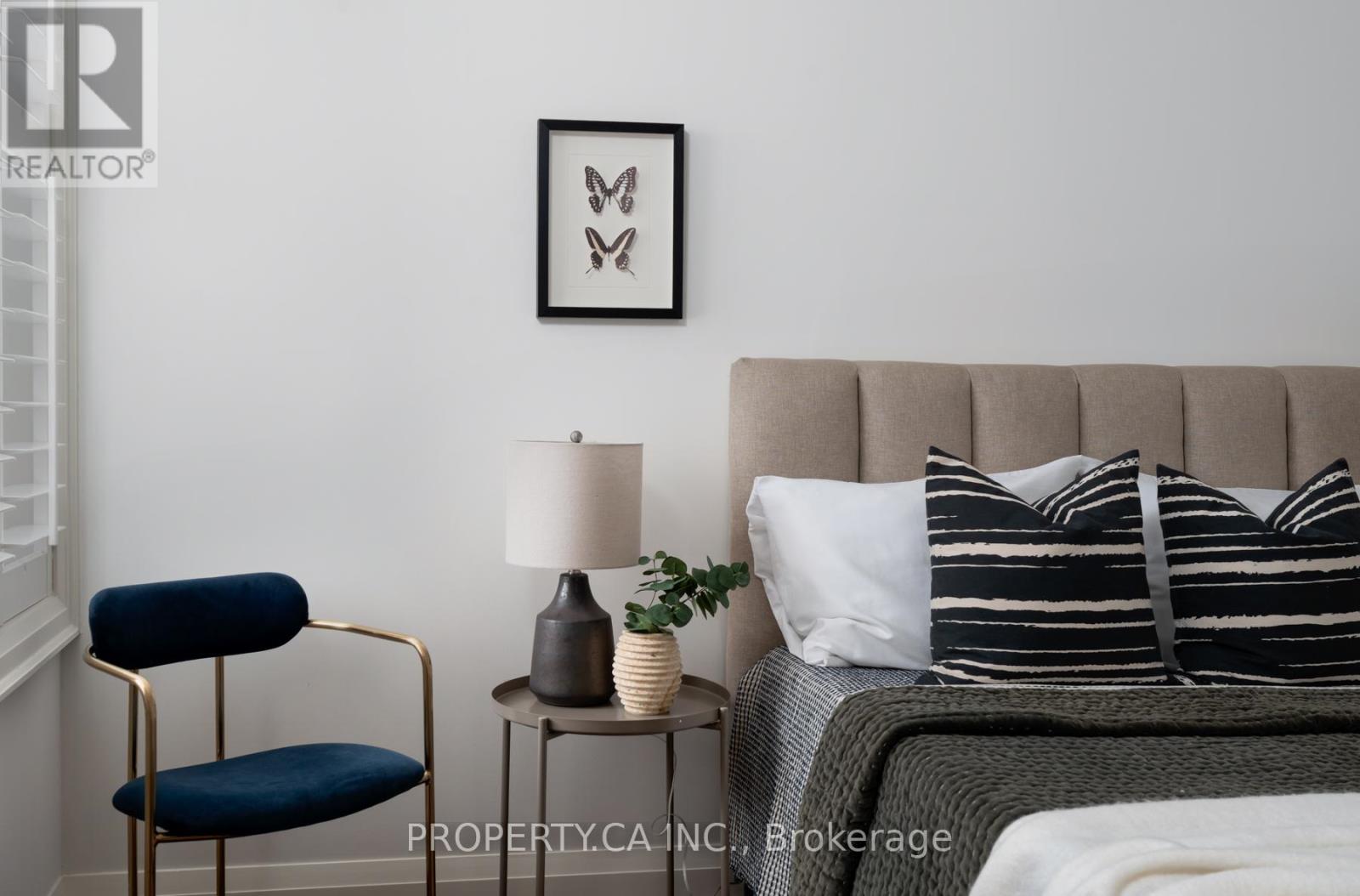 283 Lansdowne Avenue, Toronto, Ontario  M6K 2W2 - Photo 24 - C12896188