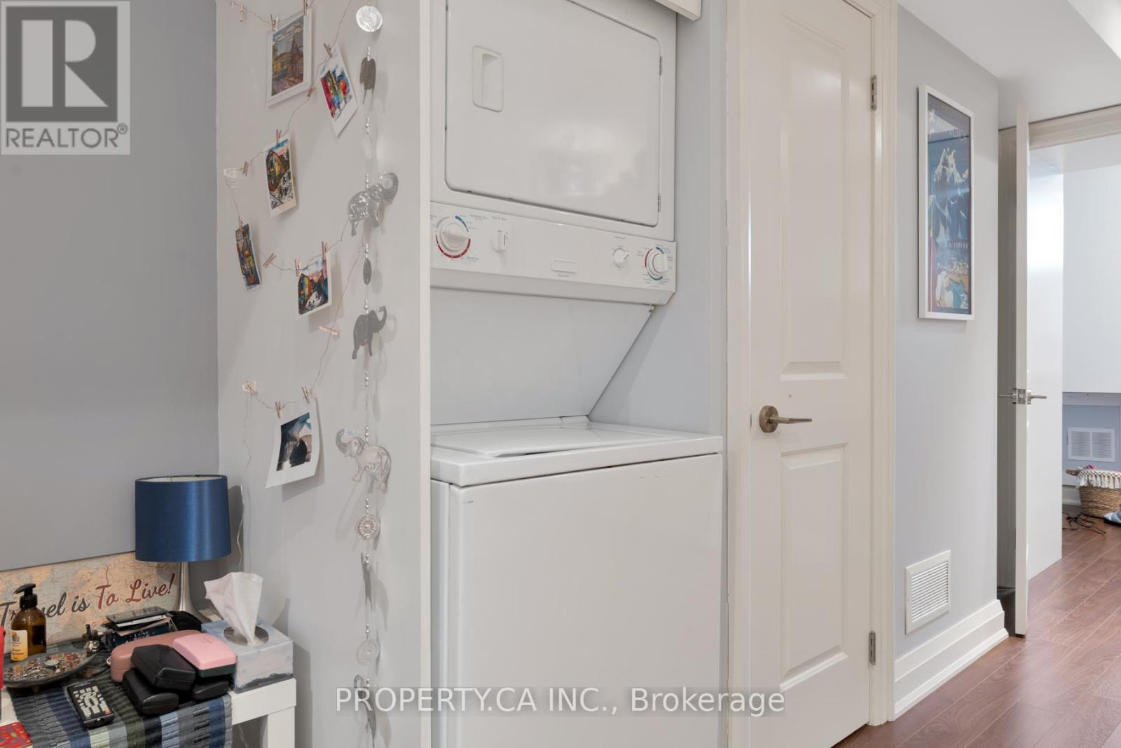 283 Lansdowne Avenue, Toronto, Ontario  M6K 2W2 - Photo 30 - C12896188