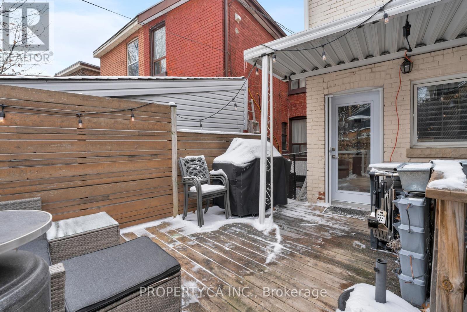 283 Lansdowne Avenue, Toronto, Ontario  M6K 2W2 - Photo 35 - C12896188