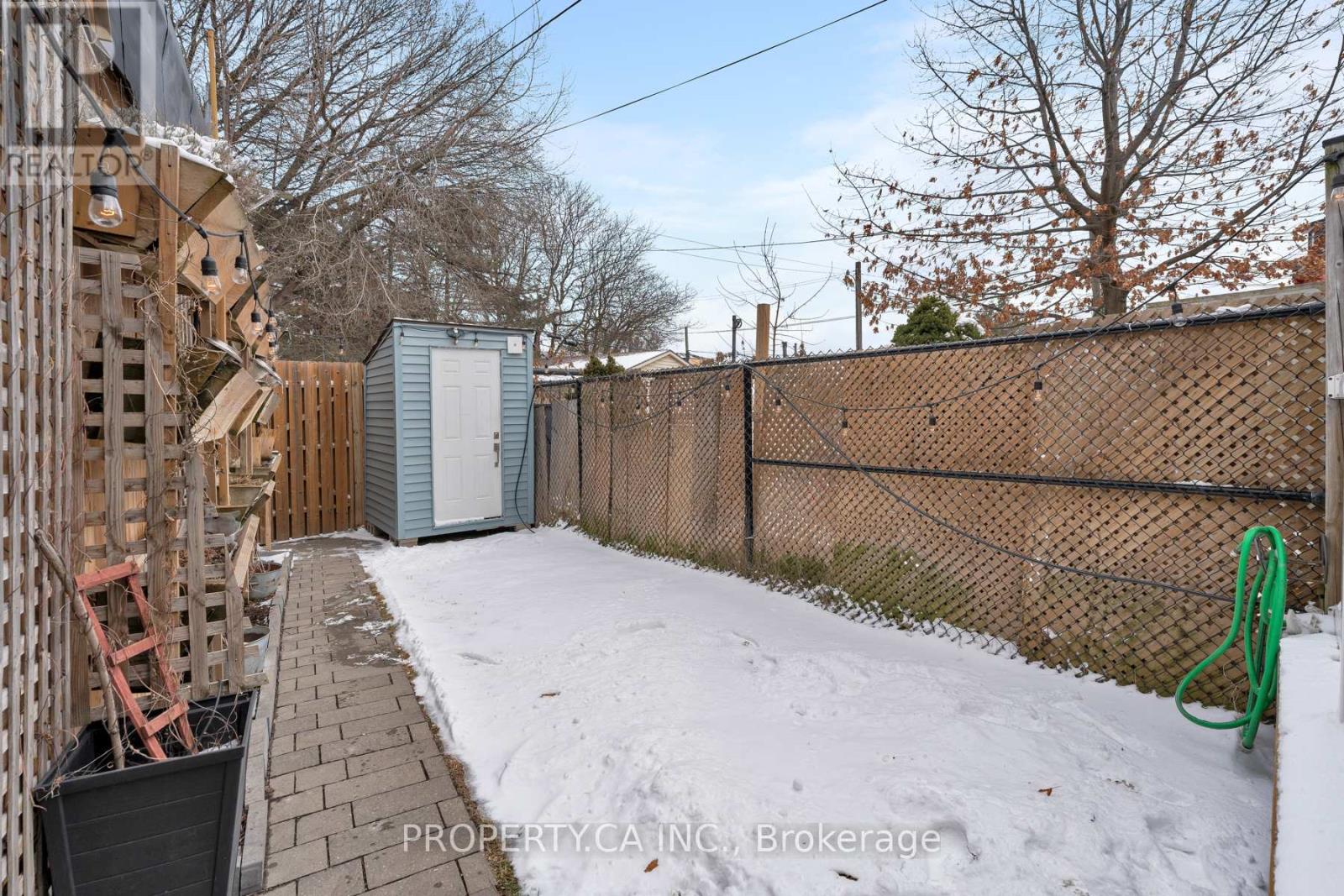 283 Lansdowne Avenue, Toronto, Ontario  M6K 2W2 - Photo 36 - C12896188