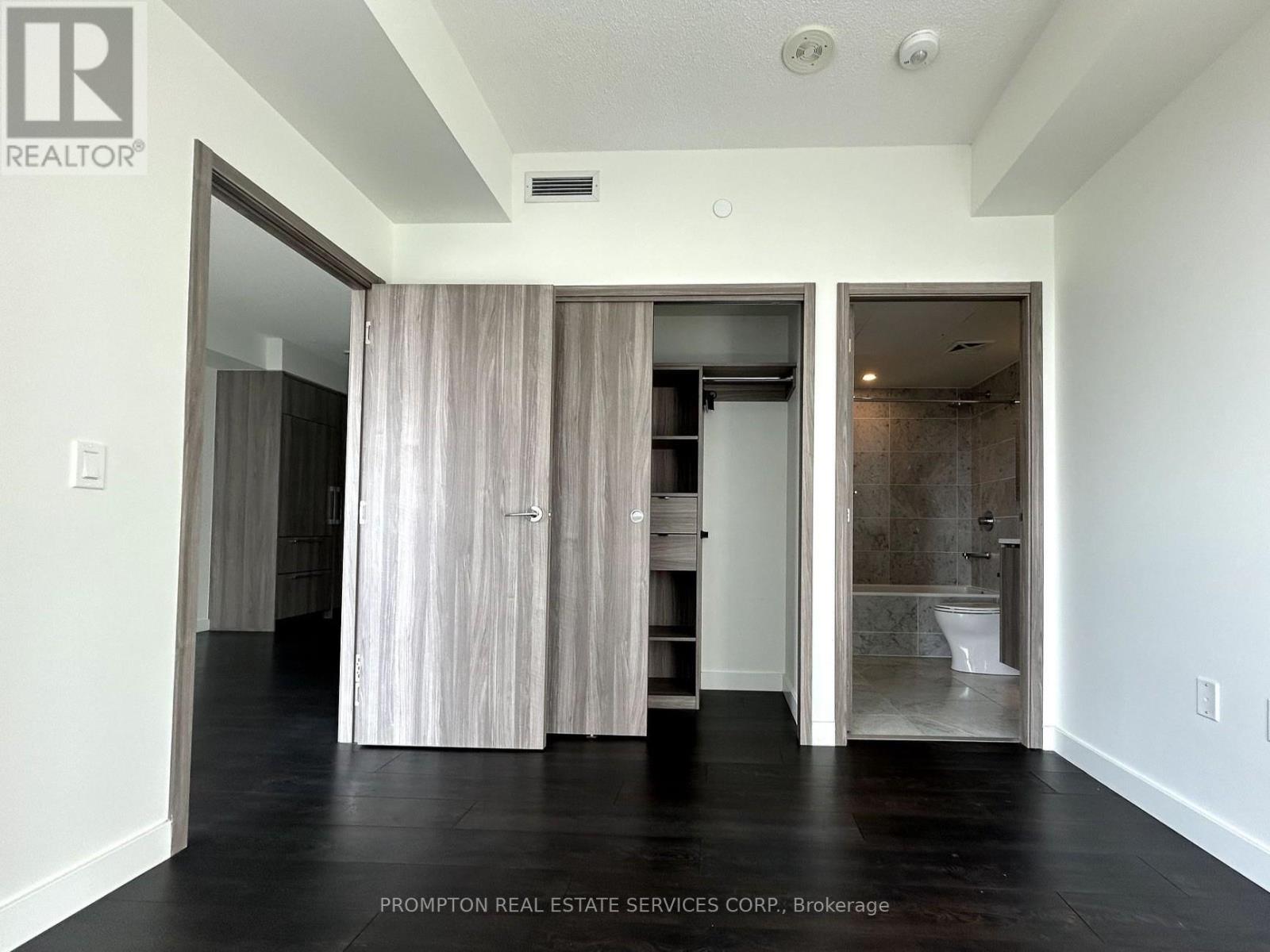 1102 - 95 Mcmahon Drive, Toronto, Ontario  M2K 0H2 - Photo 6 - C12896210