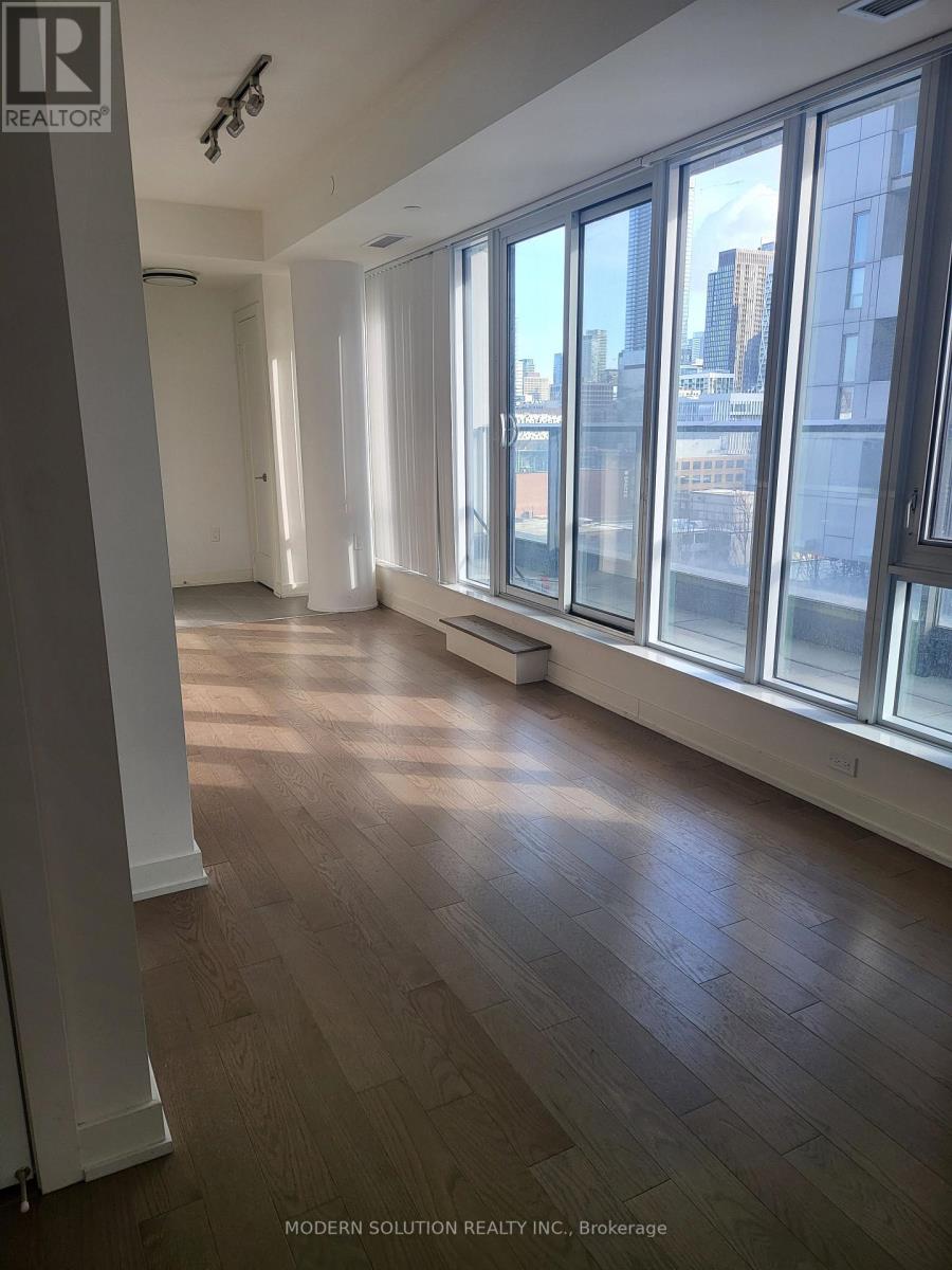 1515 - 330 Richmond Street W, Toronto, Ontario  M5V 0M4 - Photo 9 - C12896216