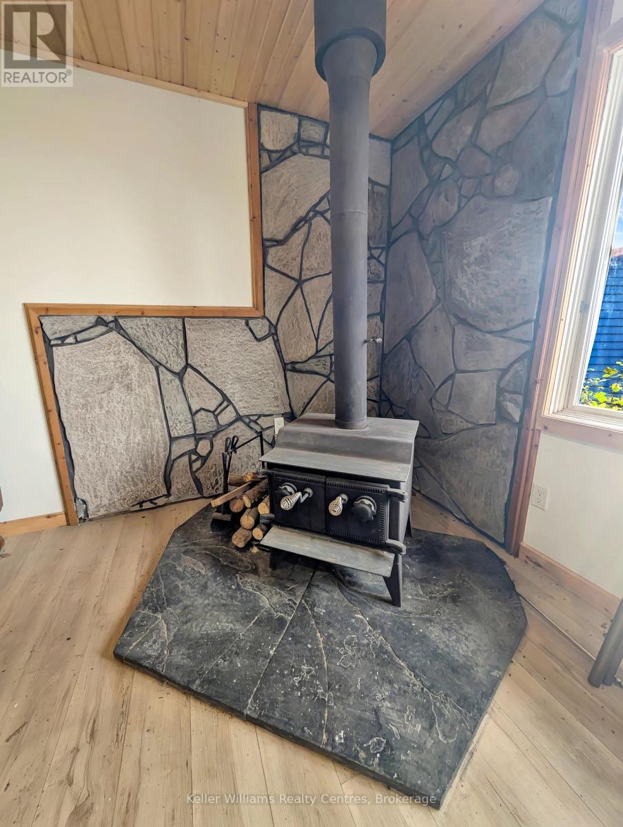 118 Resort Road, South Bruce Peninsula, Ontario  N0H 2T0 - Photo 27 - X12896068