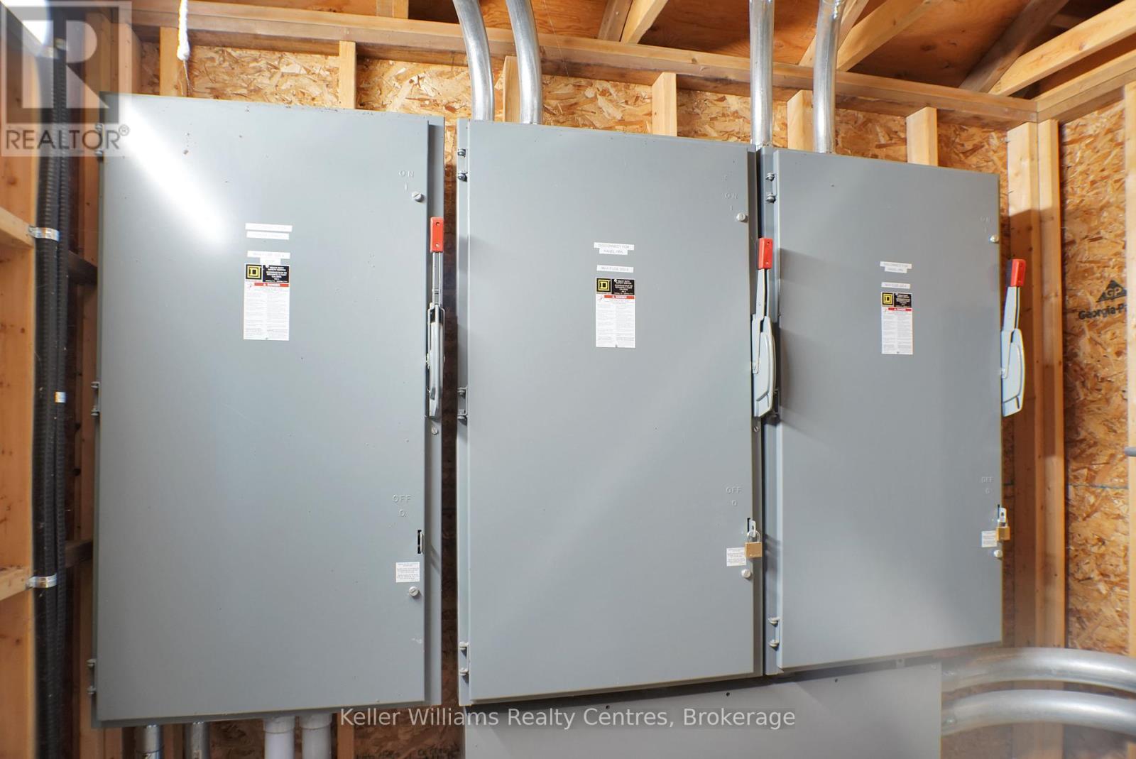 118 Resort Road, South Bruce Peninsula, Ontario  N0H 2T0 - Photo 38 - X12896068