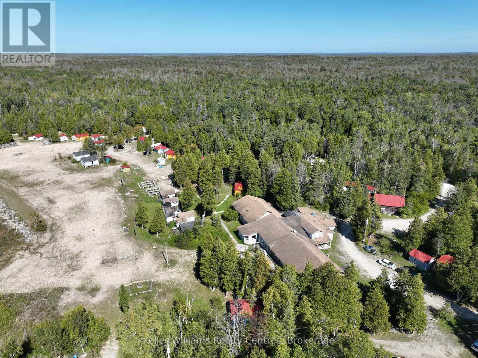 118 Resort Road, South Bruce Peninsula, Ontario  N0H 2T0 - Photo 8 - X12896068