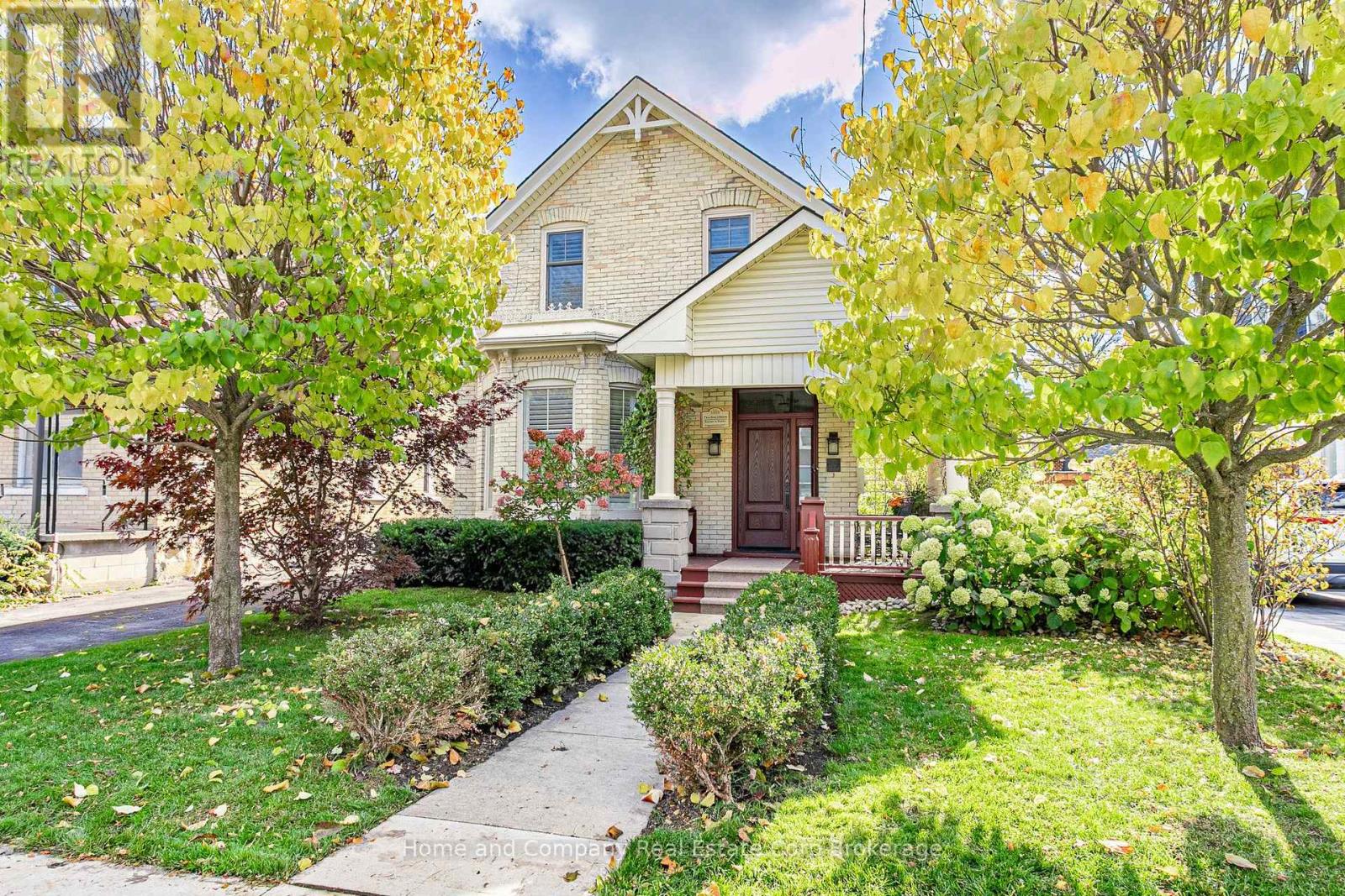 185 ALBERT STREET, Stratford, Ontario