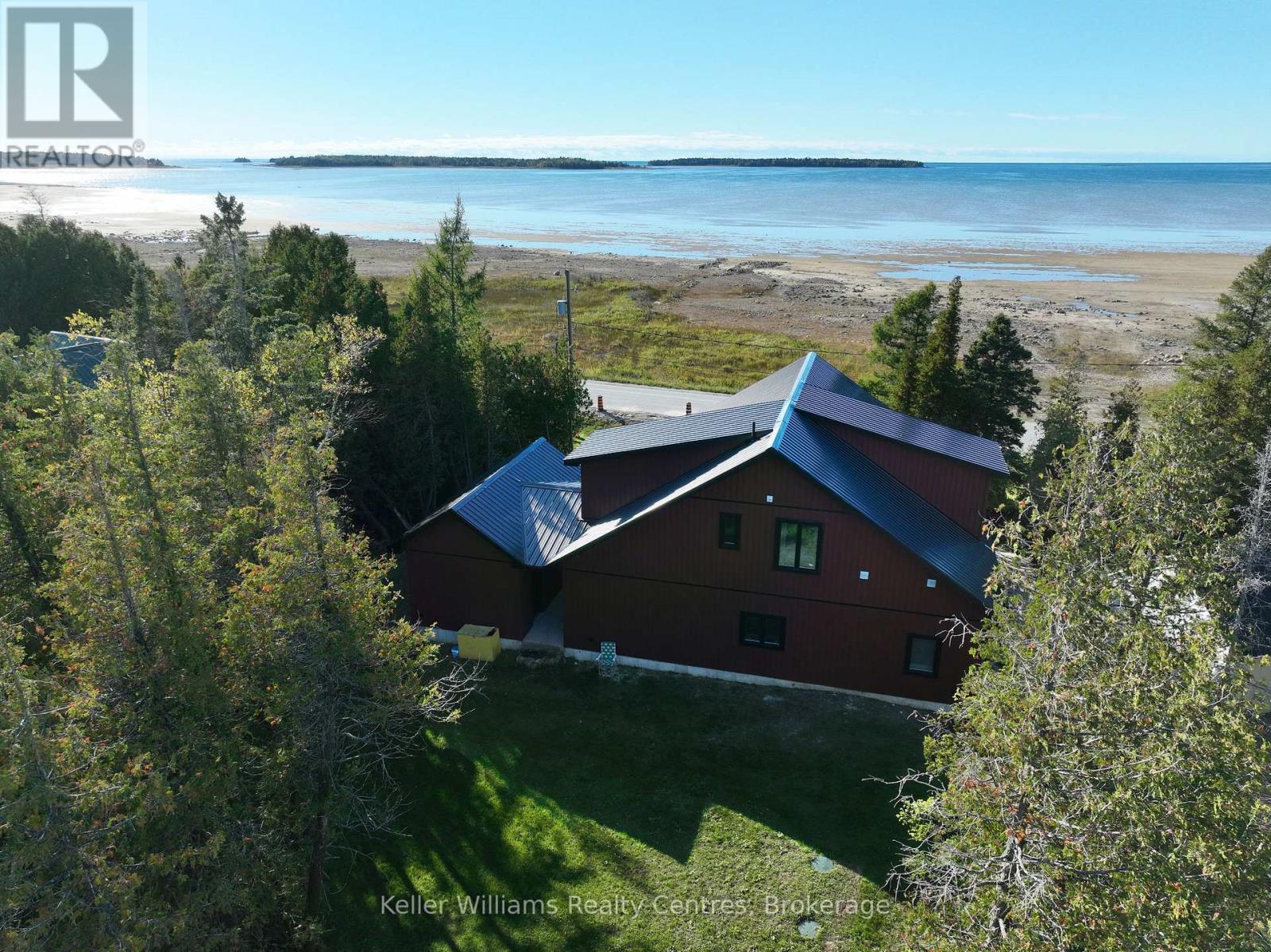 315 Shoreline Avenue, South Bruce Peninsula, Ontario  N0H 2T0 - Photo 40 - X12896078