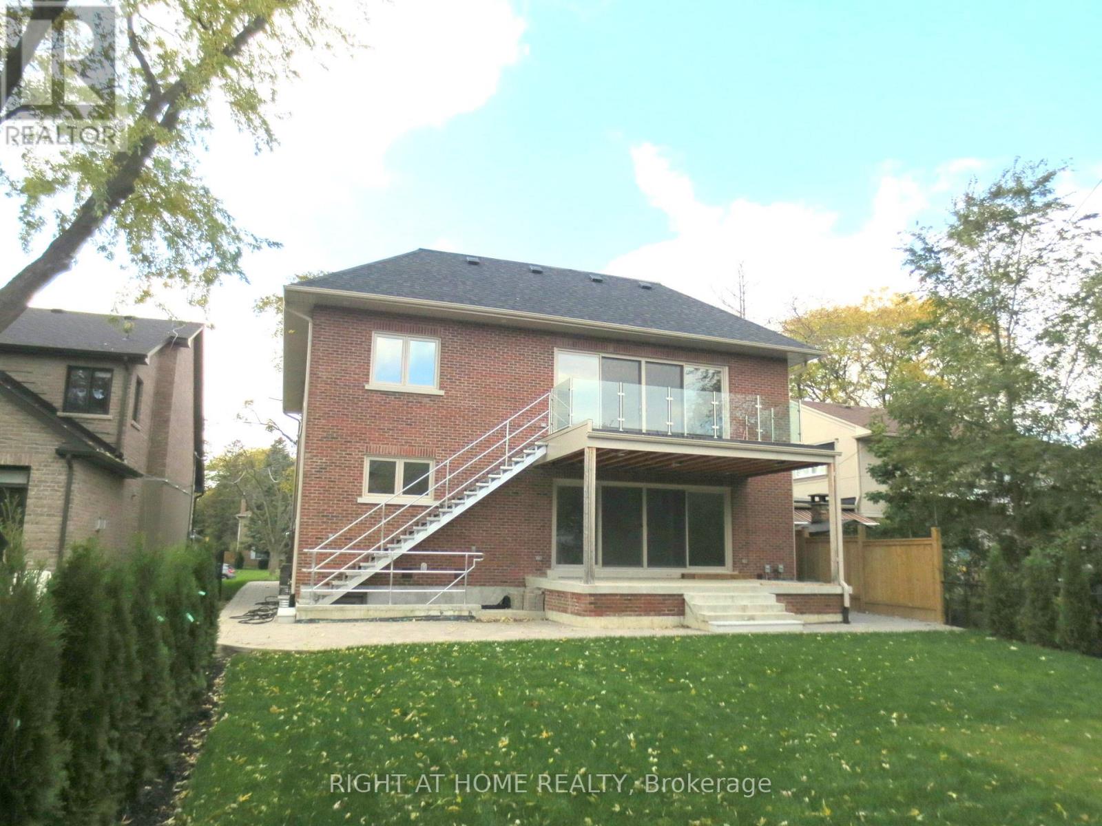 2 - 101 Prennan Avenue, Toronto, Ontario  M9B 4C5 - Photo 33 - W12885112