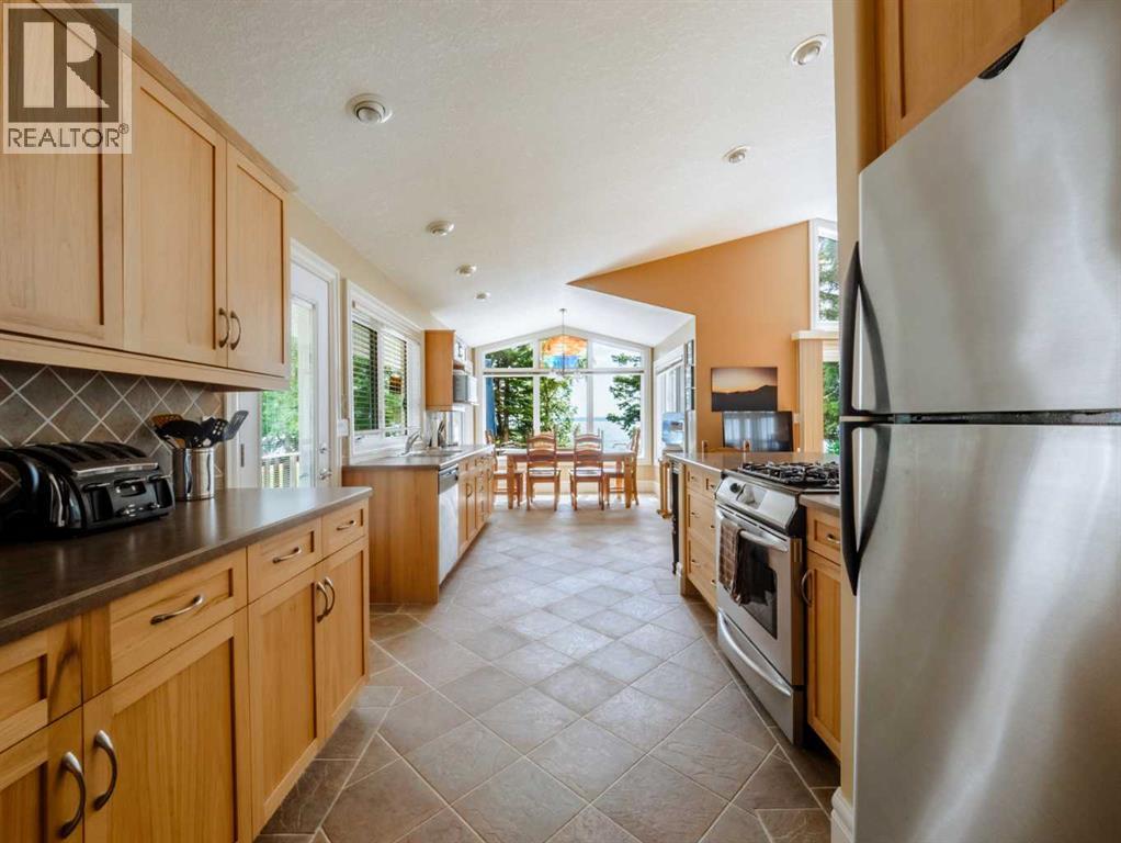 31 Lakeshore Drive, Sundance Beach, Alberta  T0C 2C0 - Photo 4 - A2293620