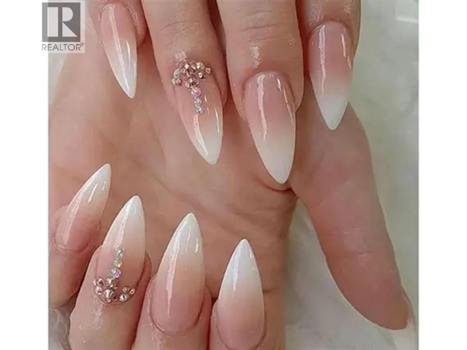 104 22420 DEWDNEY TRUNK ROAD, Maple Ridge, British Columbia