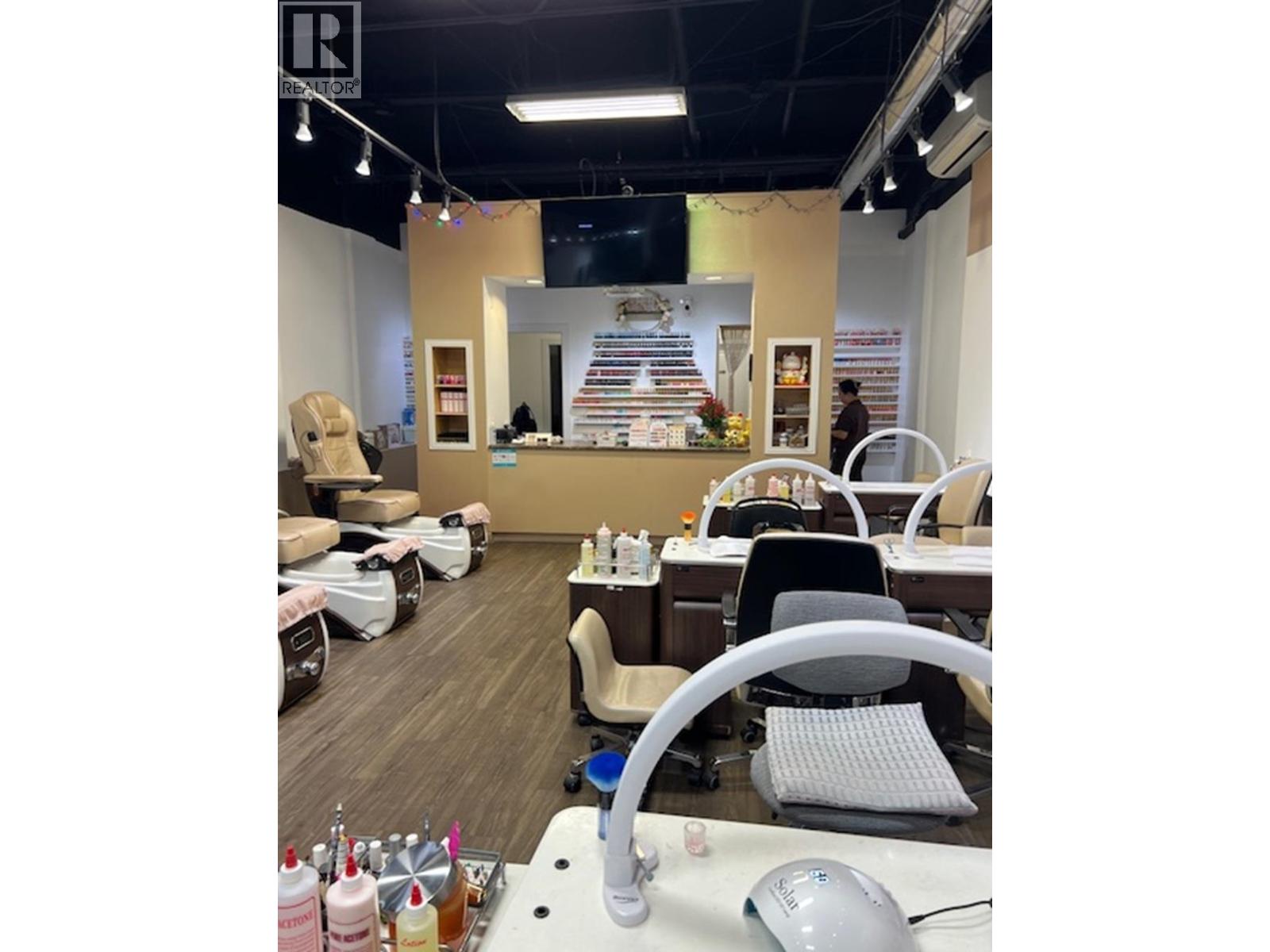 104 22420 Dewdney Trunk Road, Maple Ridge, British Columbia  V2X 3J5 - Photo 4 - C8074444