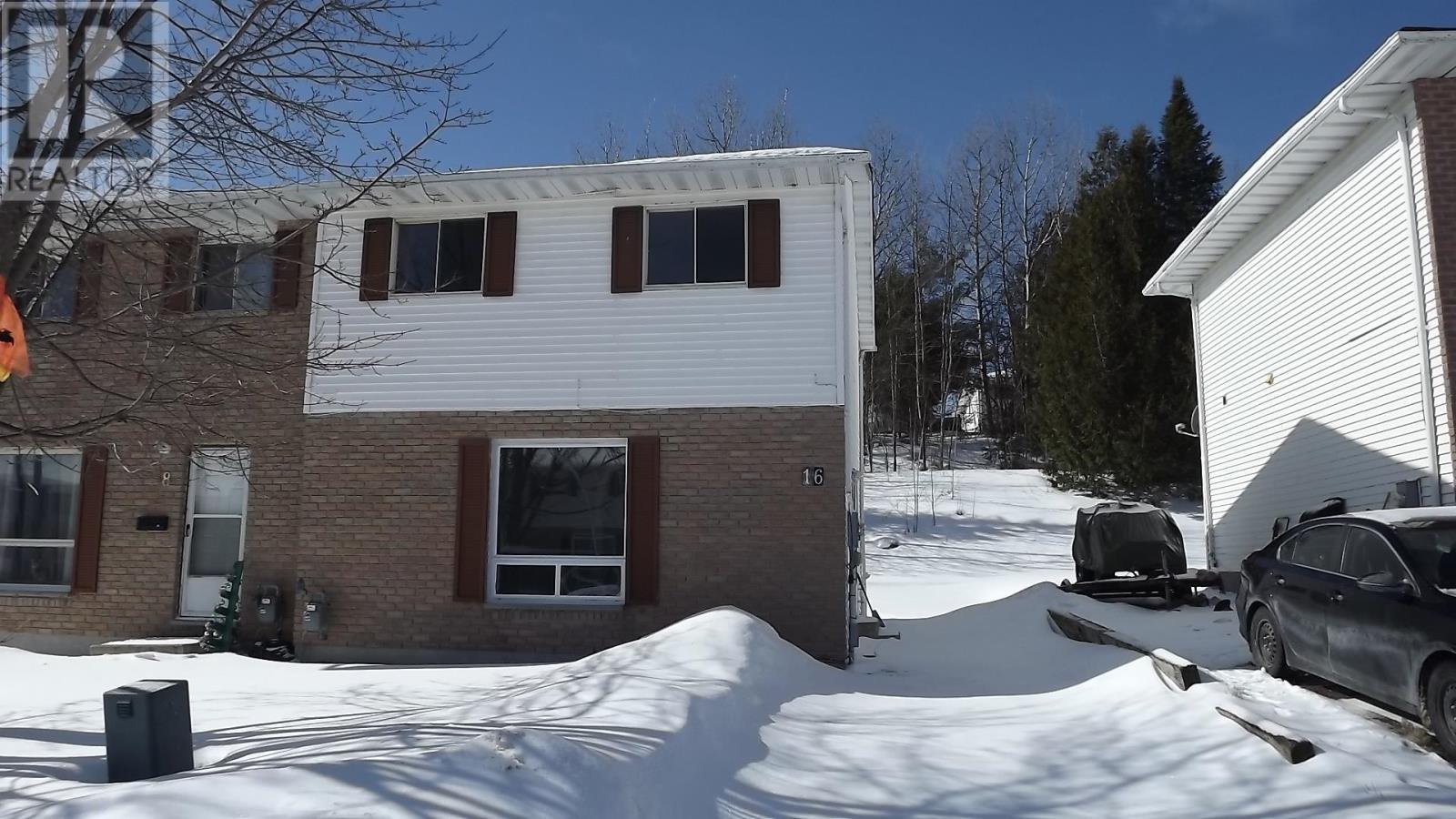 16 Hergott AVE, Elliot Lake, Ontario