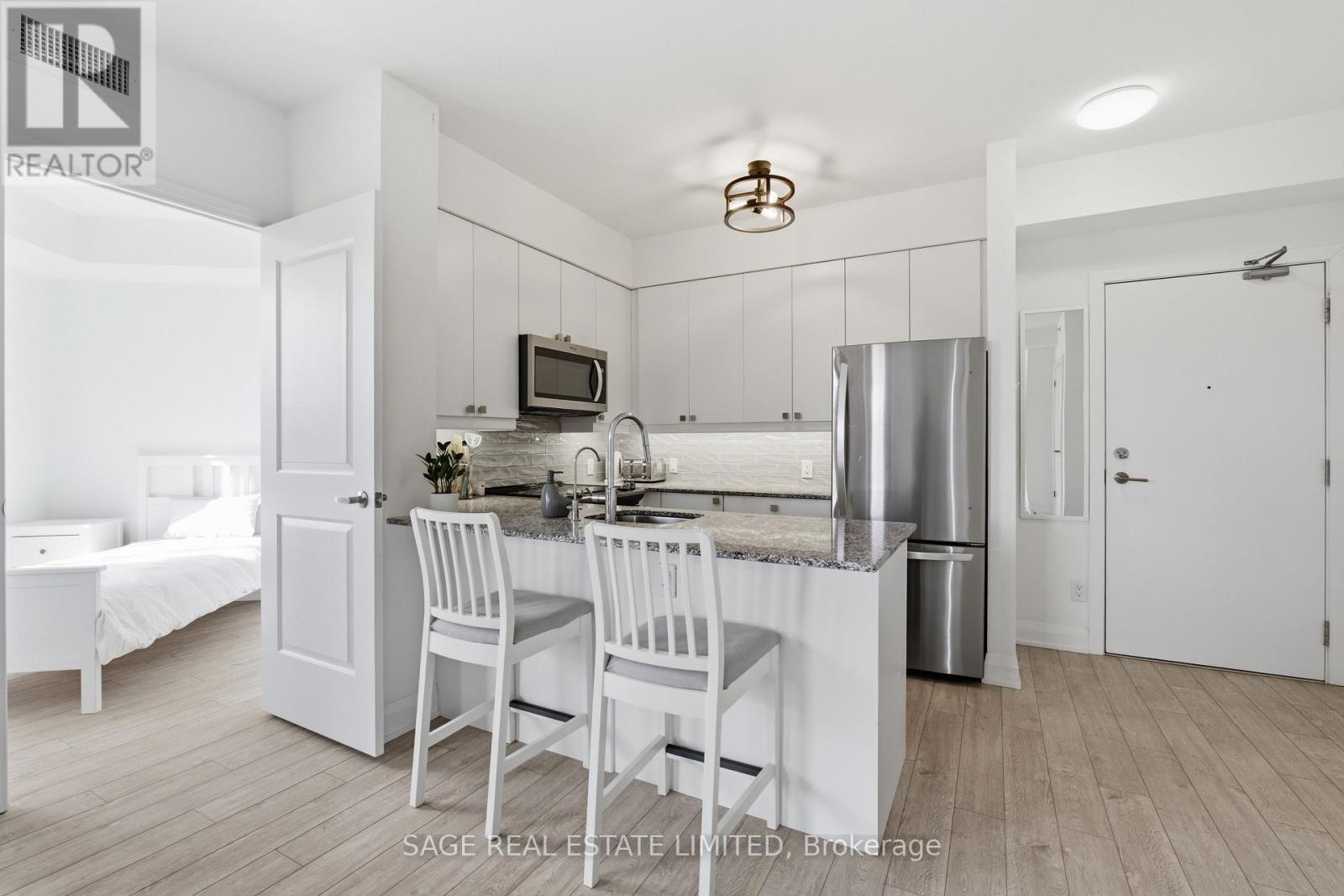 303 - 3655 Kingston Road, Toronto, Ontario  M1M 0E2 - Photo 4 - E12896084