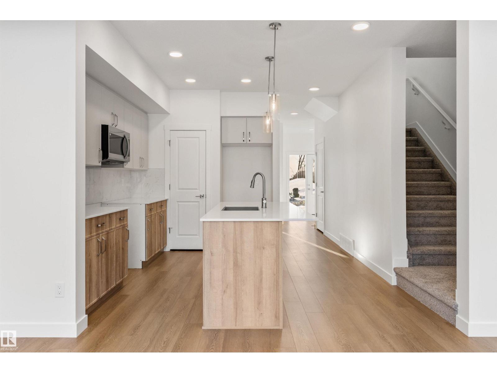 20832 40 Av Nw, Edmonton, Alberta  T6M 3G1 - Photo 11 - E4471149