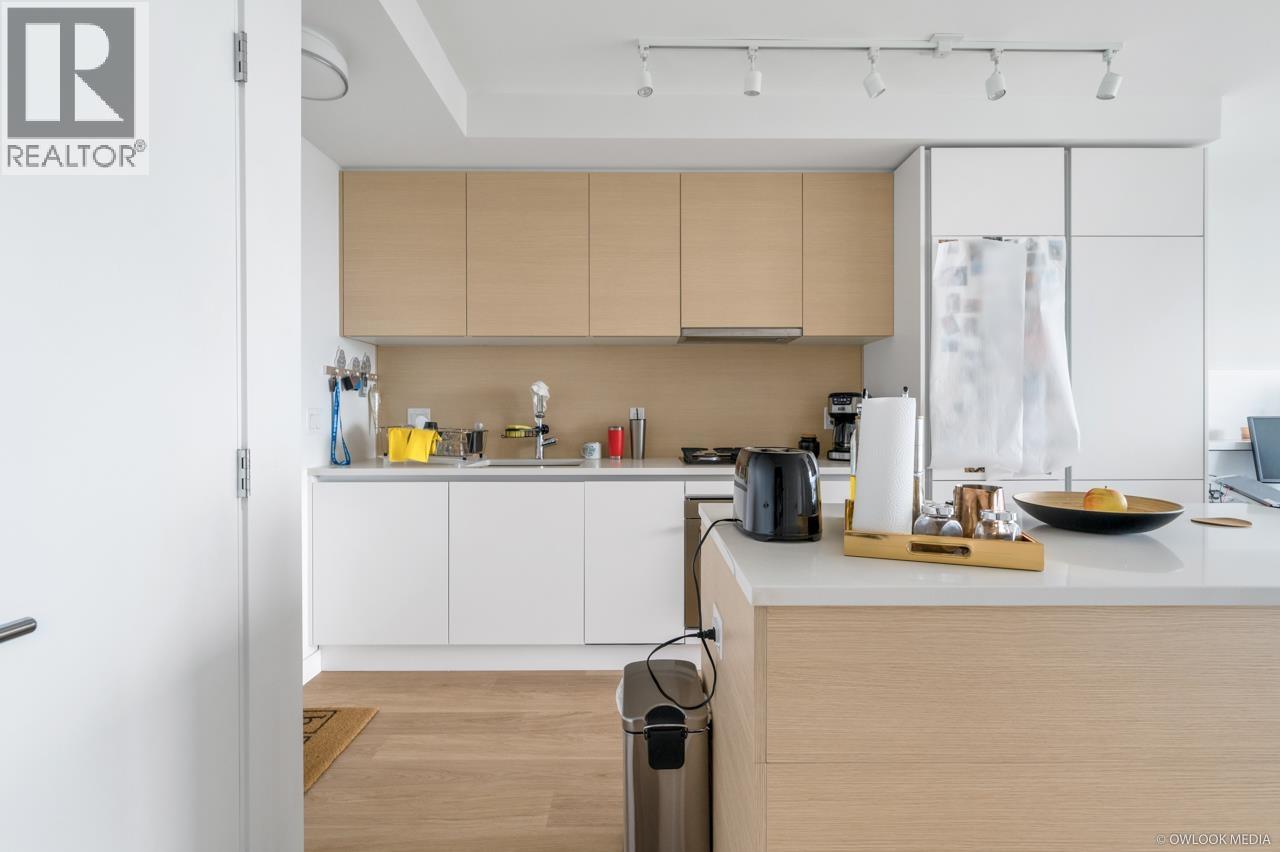 1310 525 Foster Avenue, Coquitlam, British Columbia  V3J 0H6 - Photo 11 - R3100658